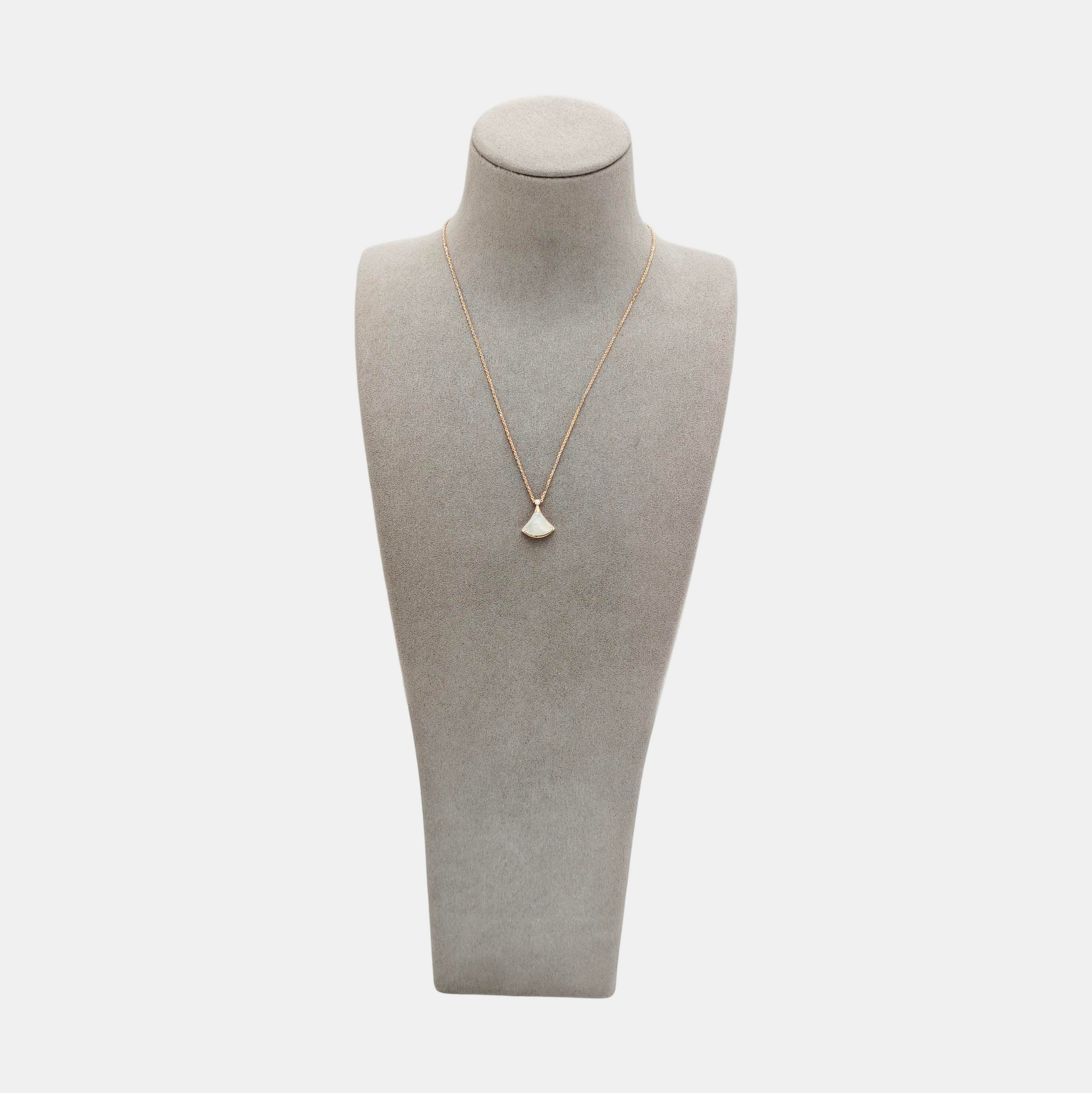 DIVAS' DREAM 18k Rose Gold Necklace