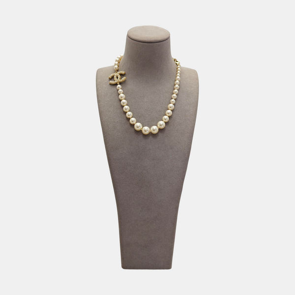 Metal White Necklace