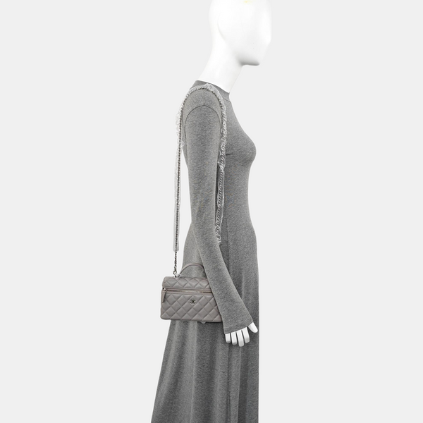 VANITY CASE Quilted Grained Calfskin Gray