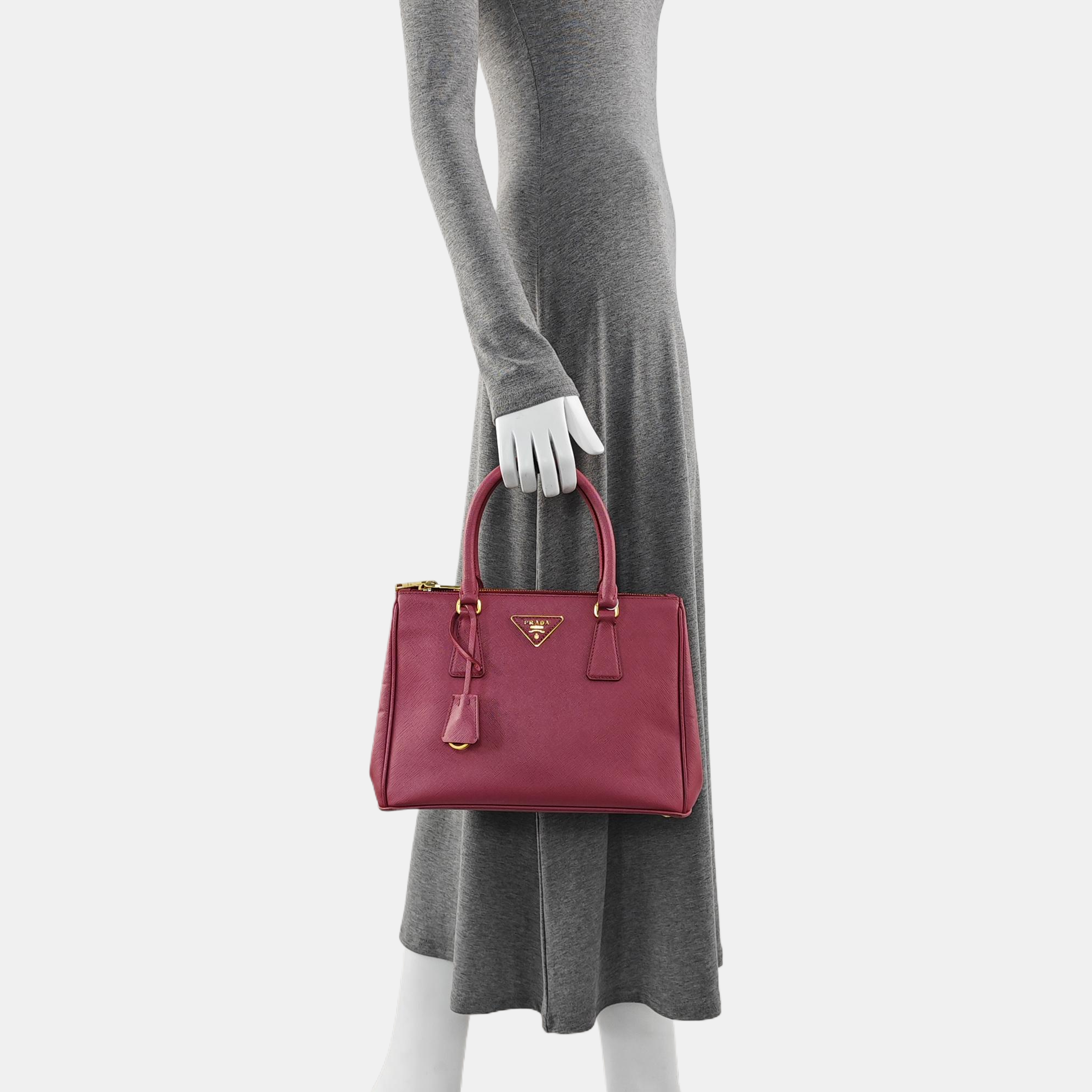 Galleria Medium Saffiano Calfskin Red