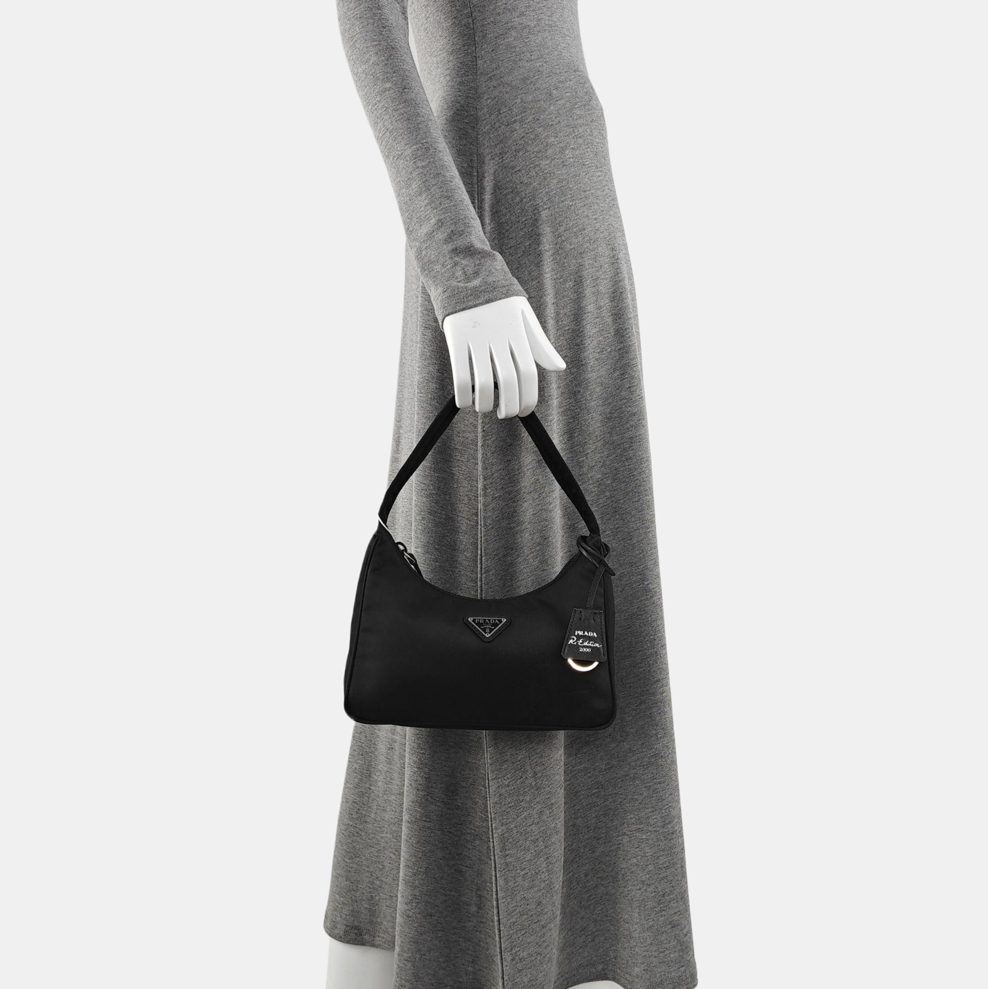 Re-Edition2000 Mini Nylon Black