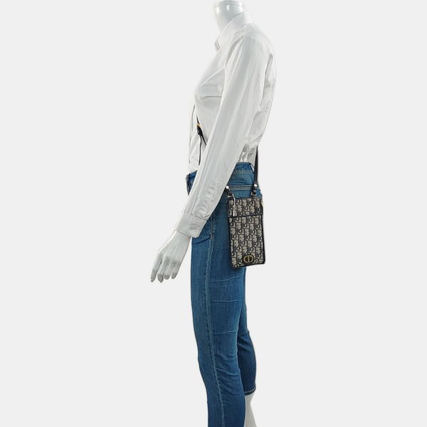 Oblique Canvas Blue