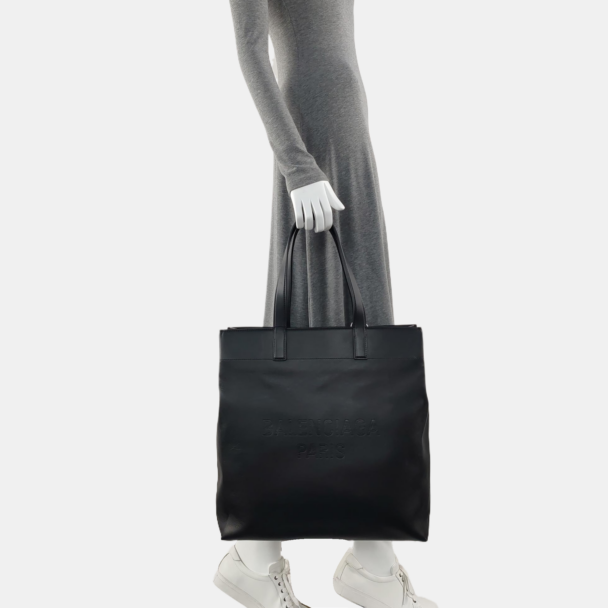 DUTY FREE North-South Calfskin Black