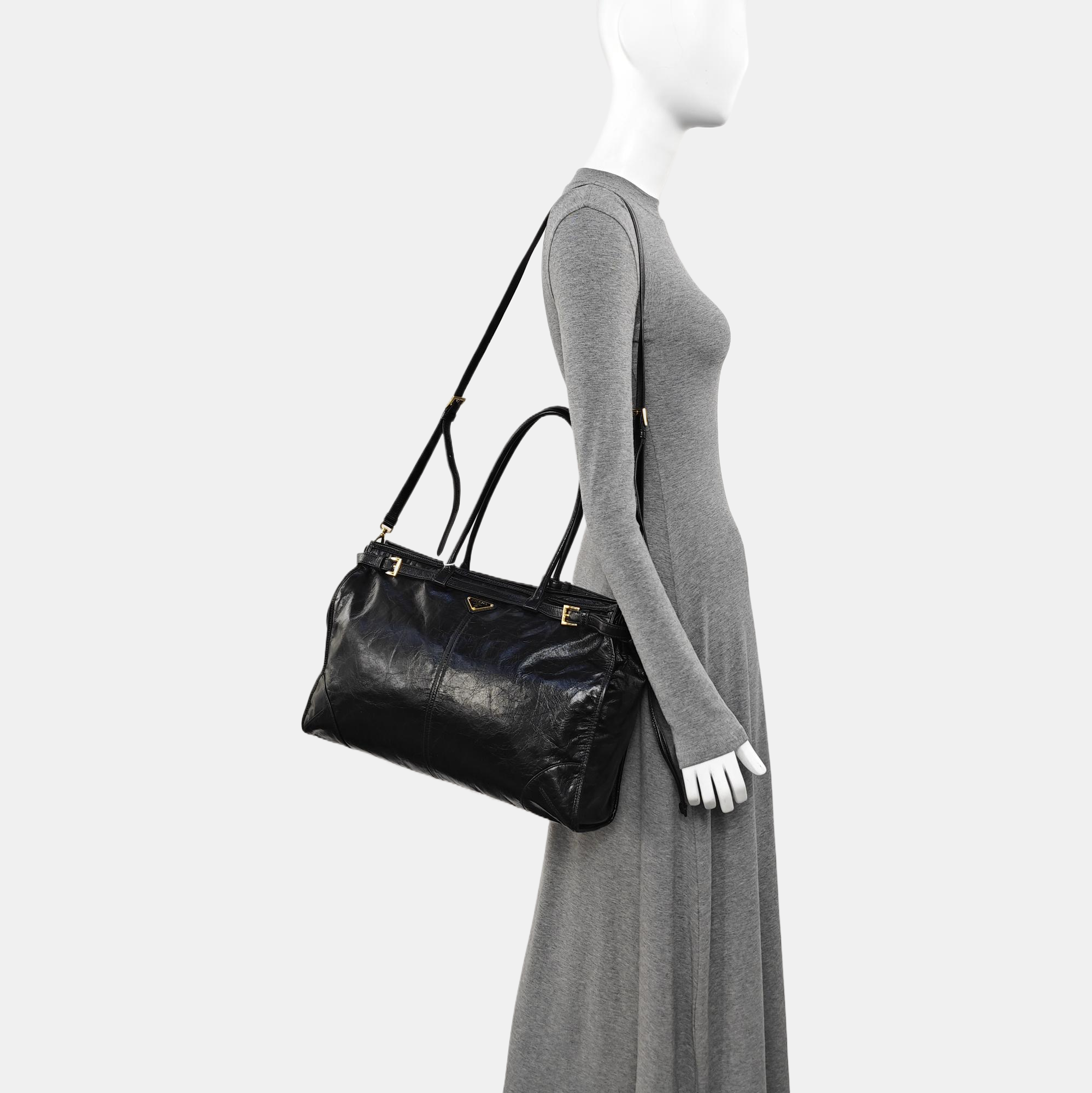Bonnie Extra Large Calfskin Black
