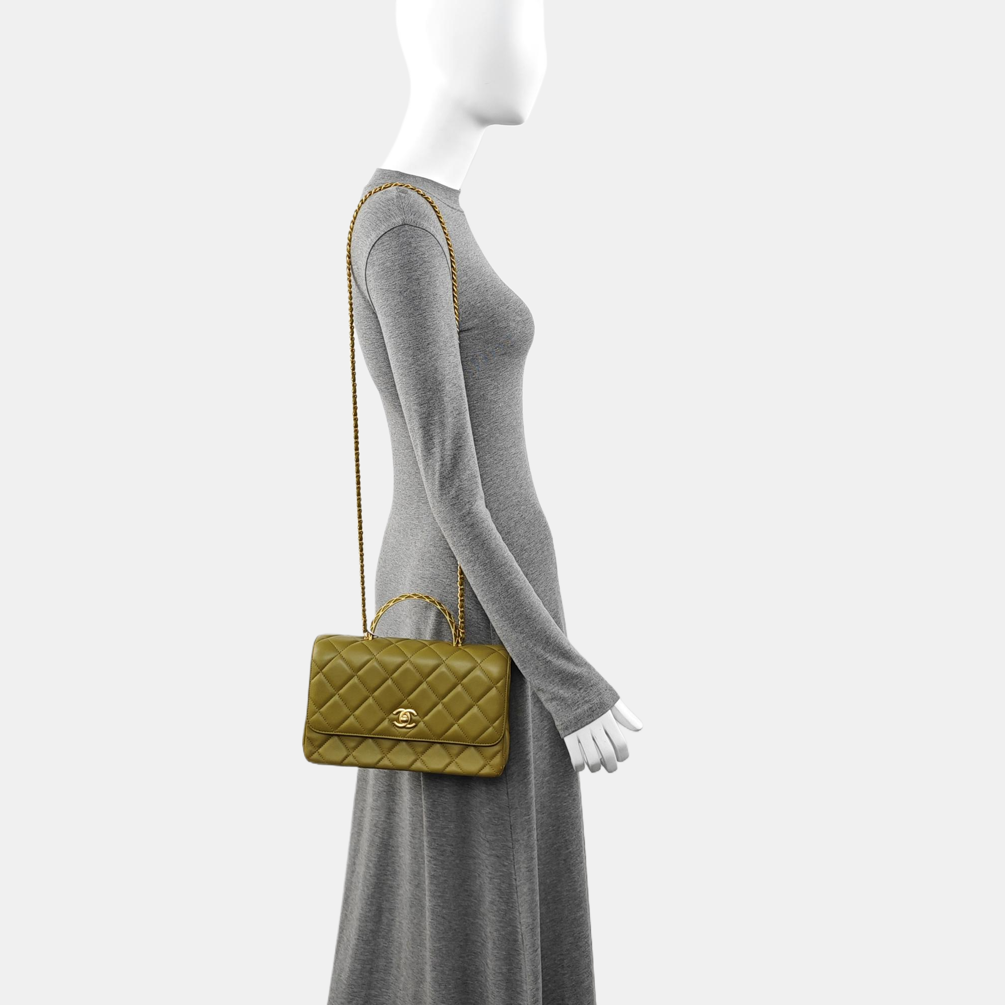Authenticated pre-owned  COCO HANDLE Quilted Lambskin Green - Shoulder Bag at Looply
