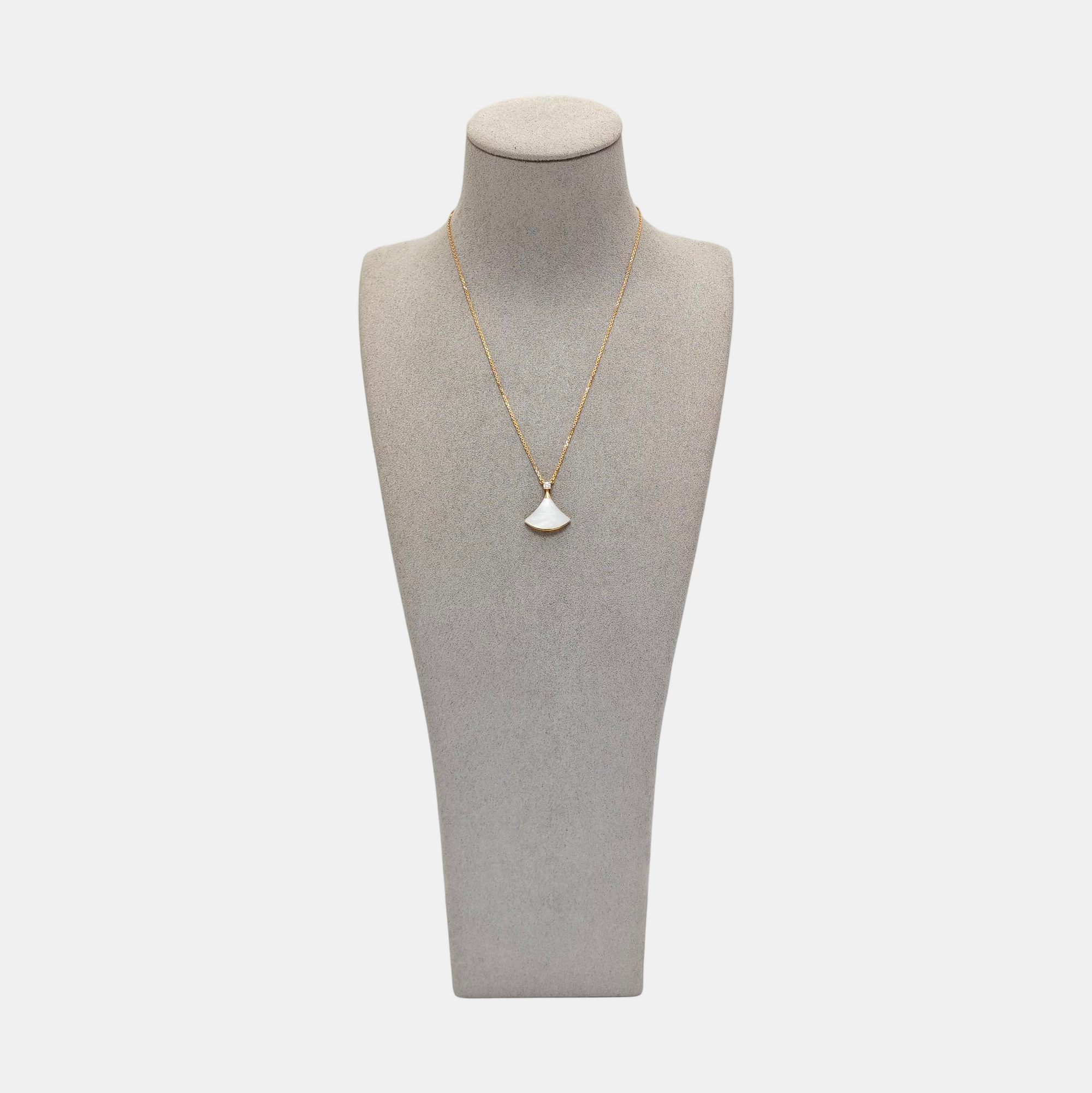 DIVAS' DREAM 18k Rose Gold Necklace