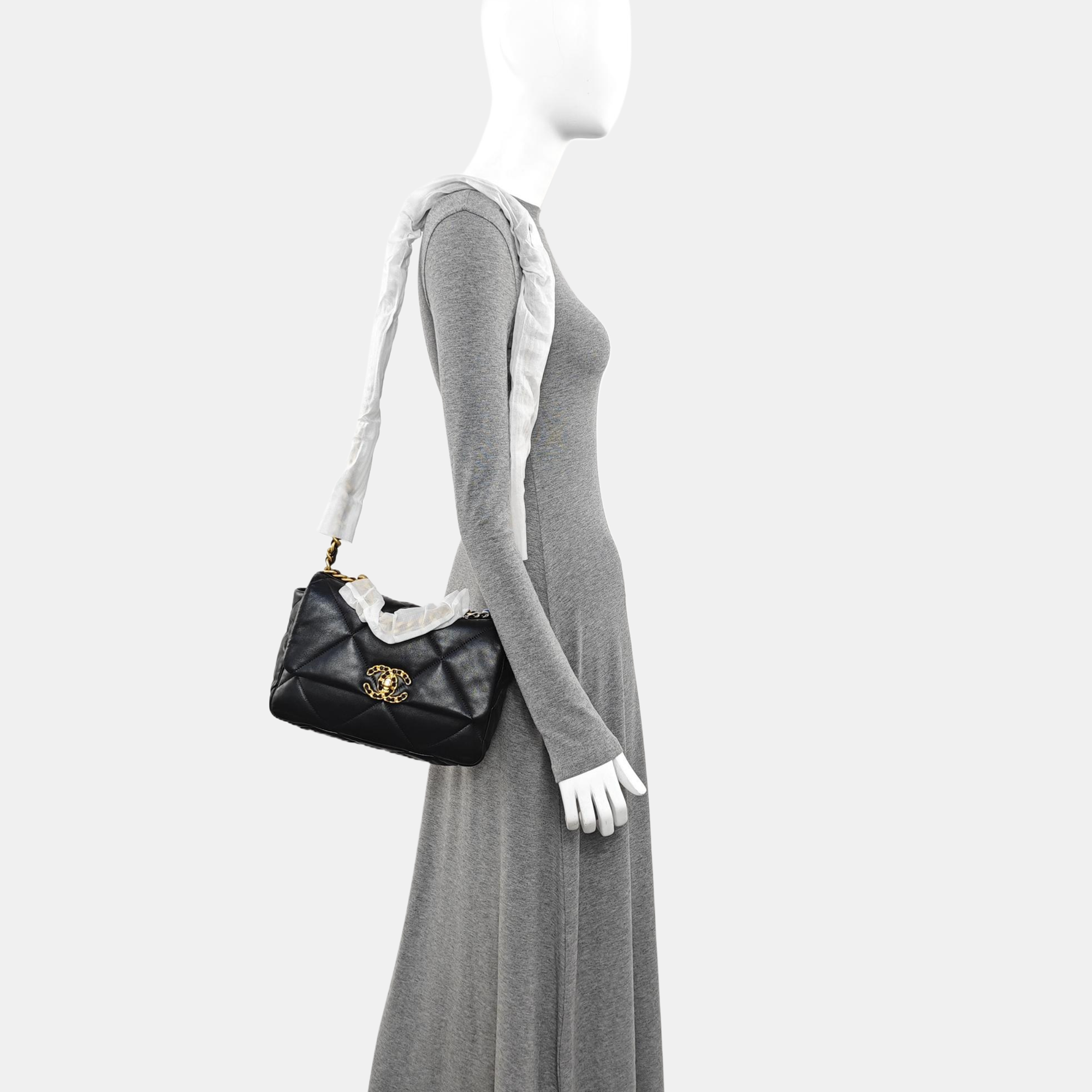 CHANEL 19 Small Quilted Lambskin Black