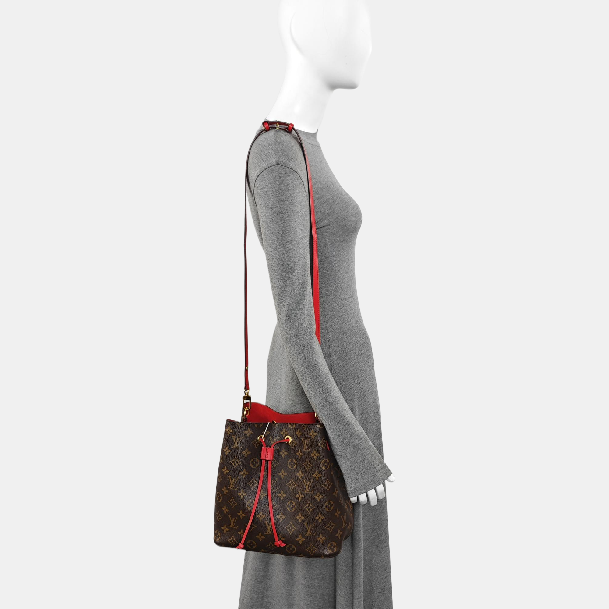 NÉONOÉ MM Monogram Coated Canvas Brown