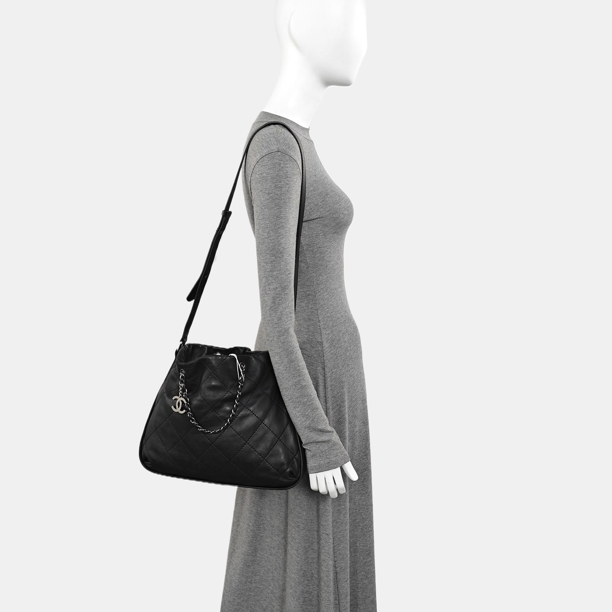 Quilted Lambskin Tote Bag Black