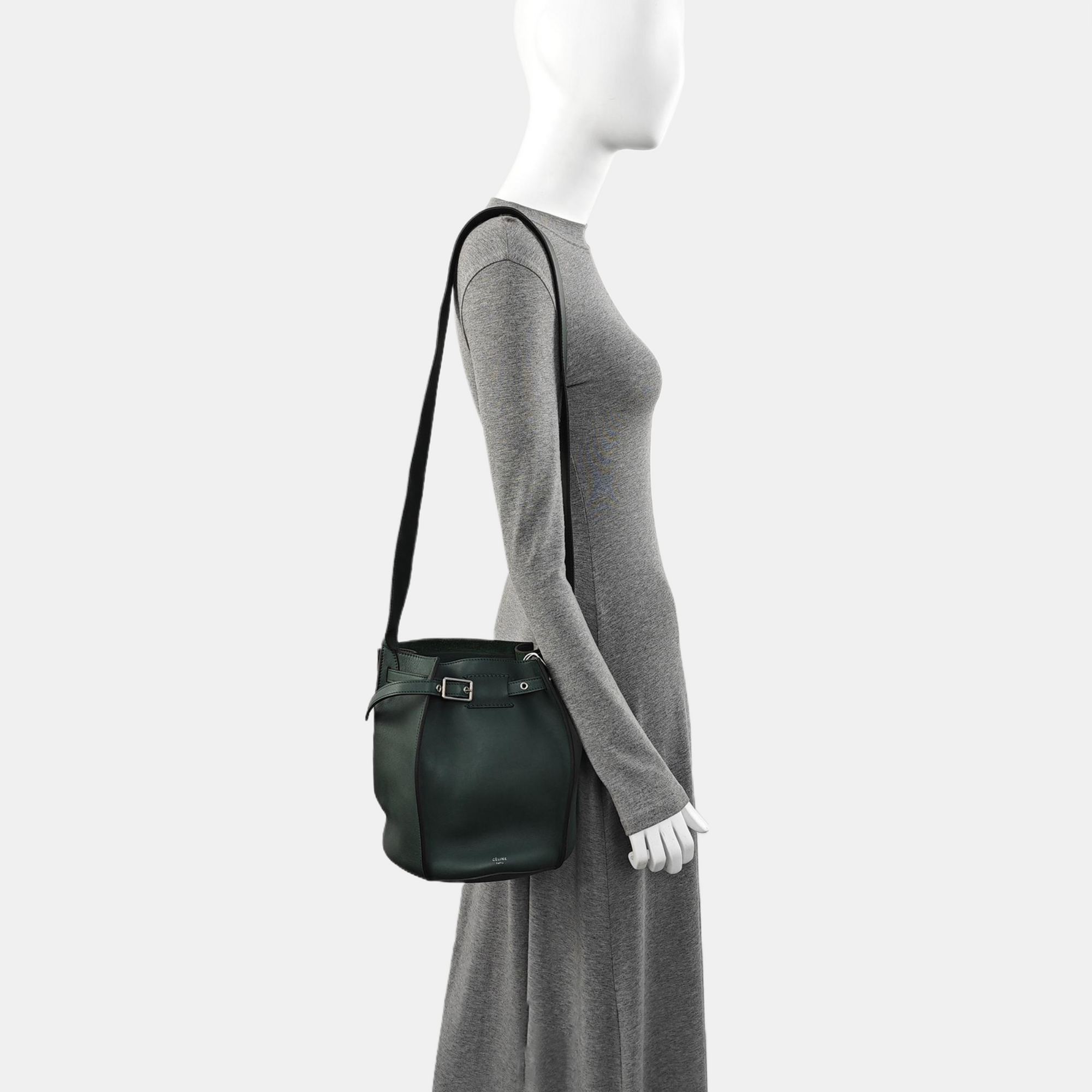 Authenticated pre-owned  BIG BAG Calfskin Green - Bucket Bag at Looply