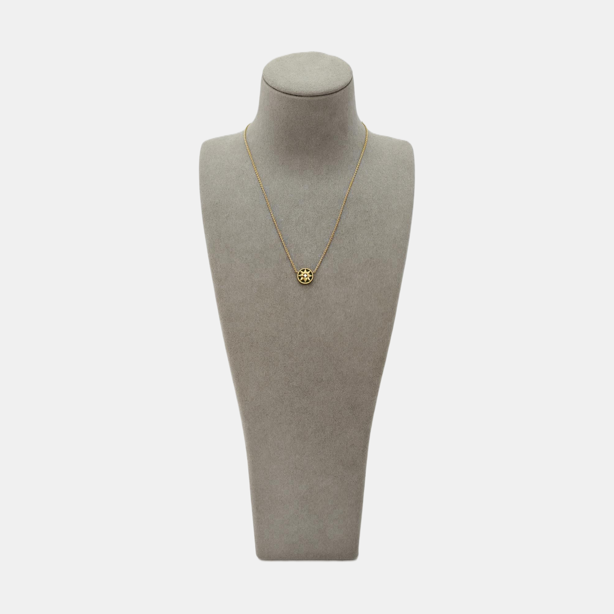 Rose Des Vents 18k Gold Necklace