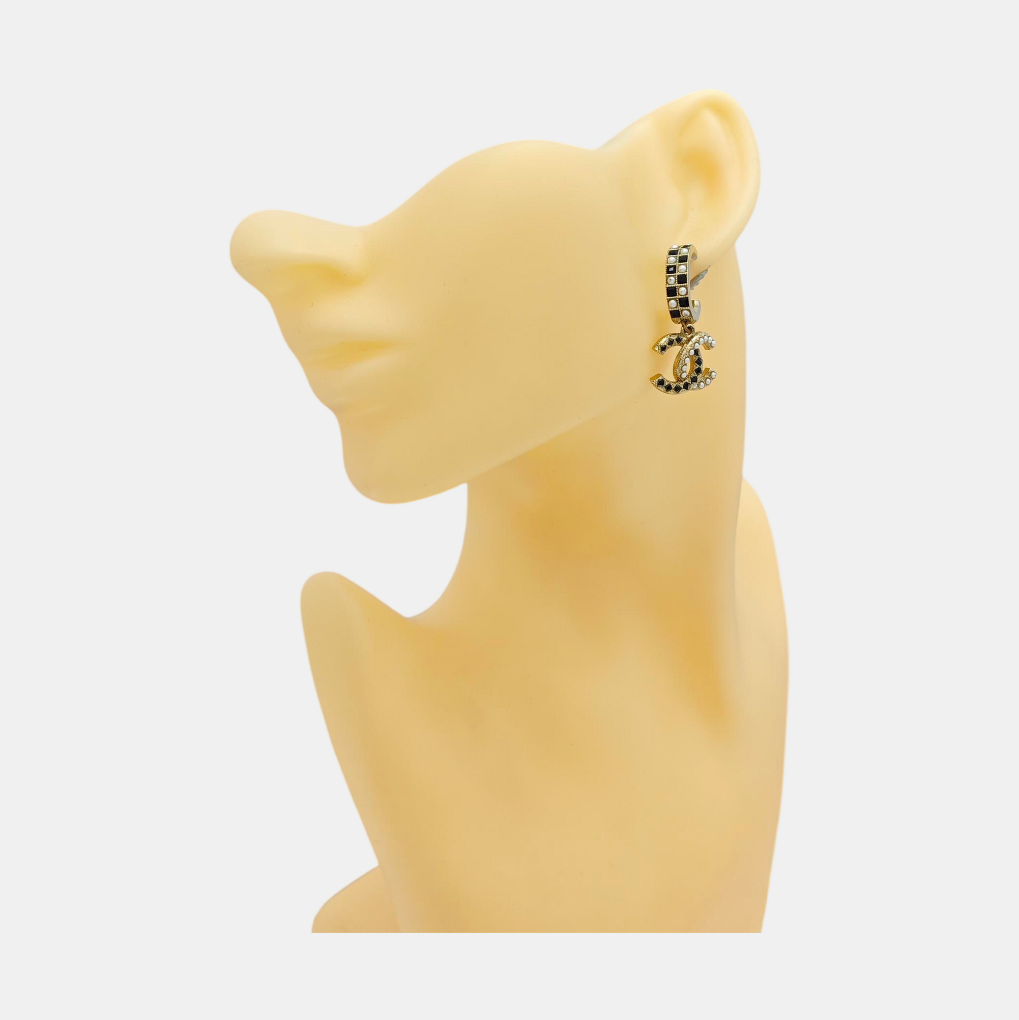 CC Logo Metal Gold Stud Earrings