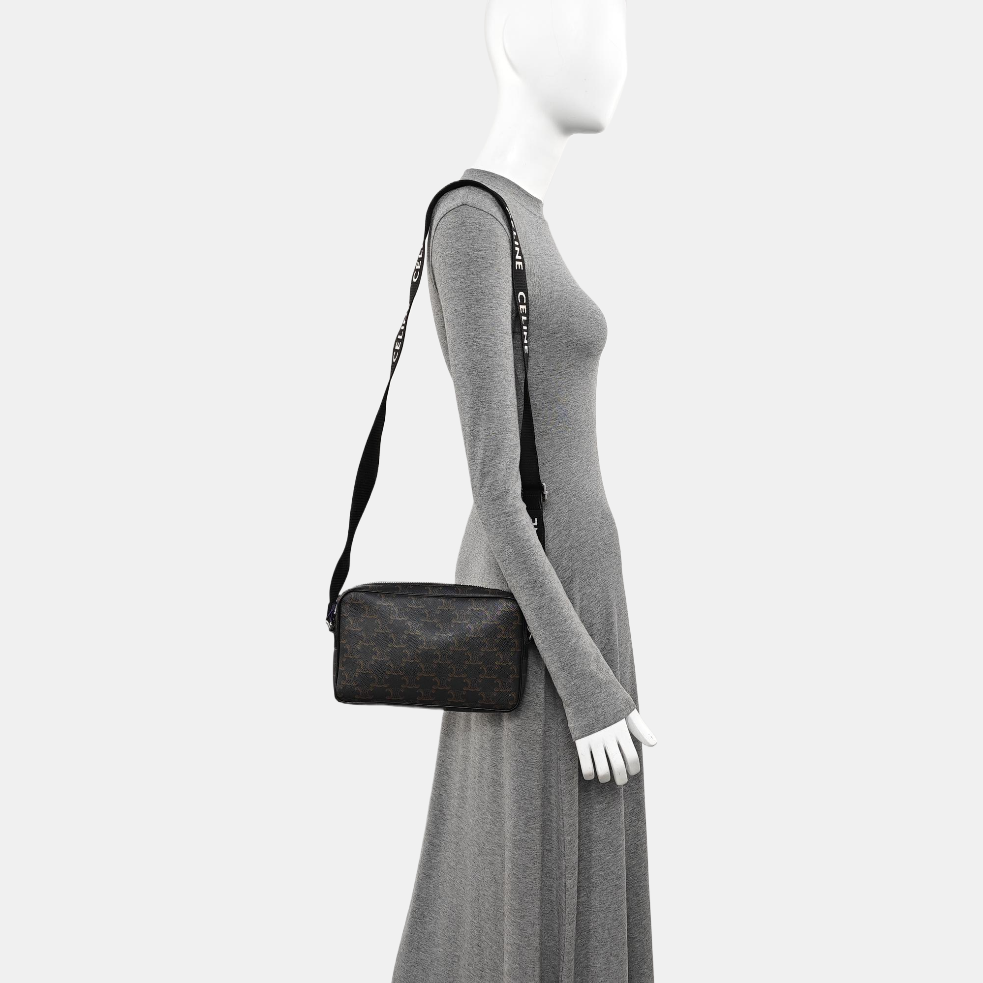 TRIOMPHE Medium Coated Canvas Black