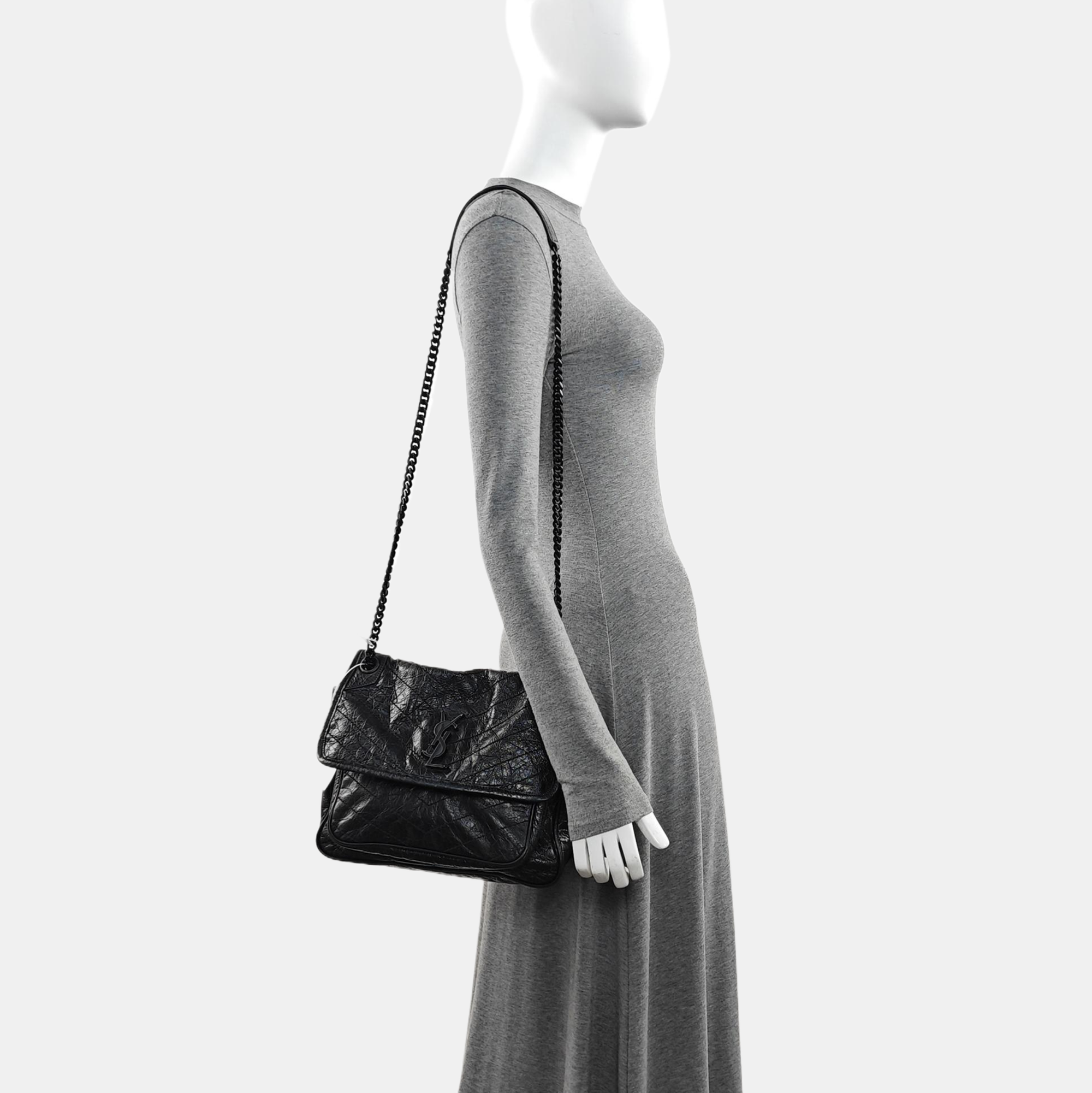 NIKI Medium Chevron Calfskin Black