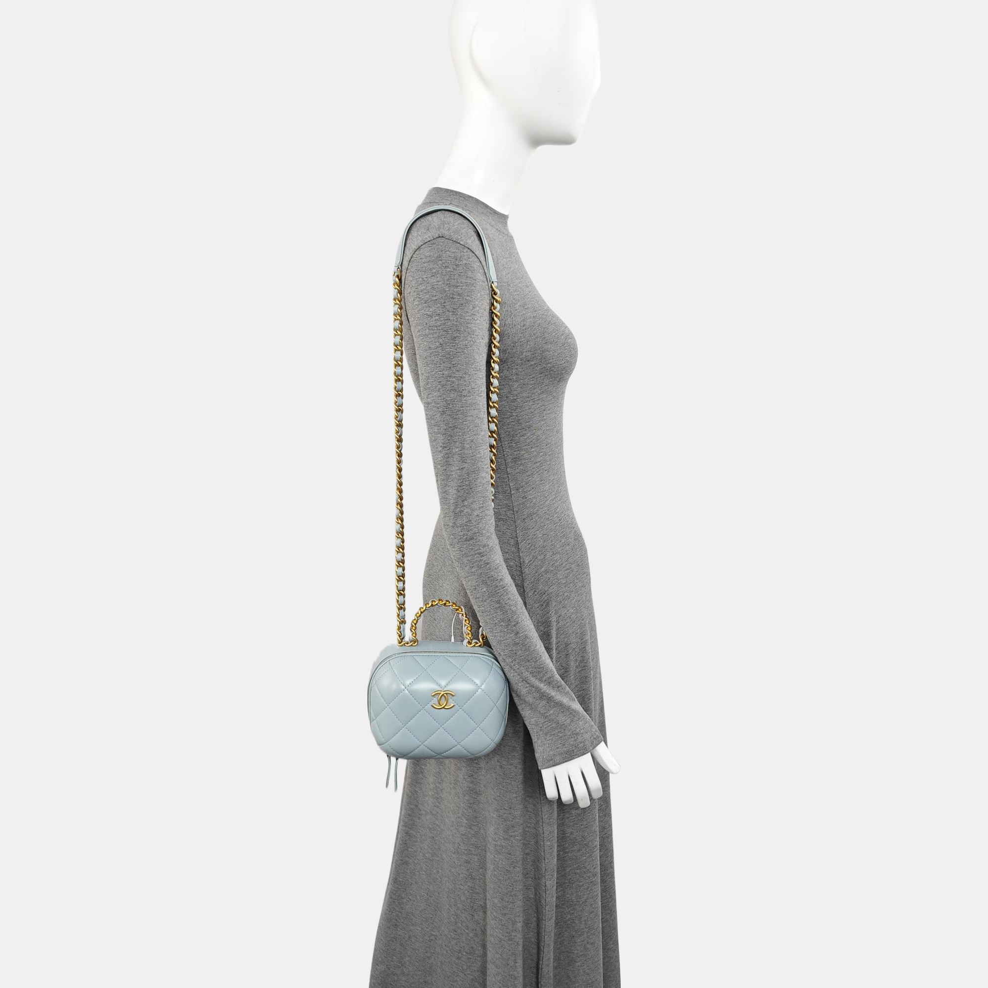 Quilted Lambskin Shoulder Bag Blue