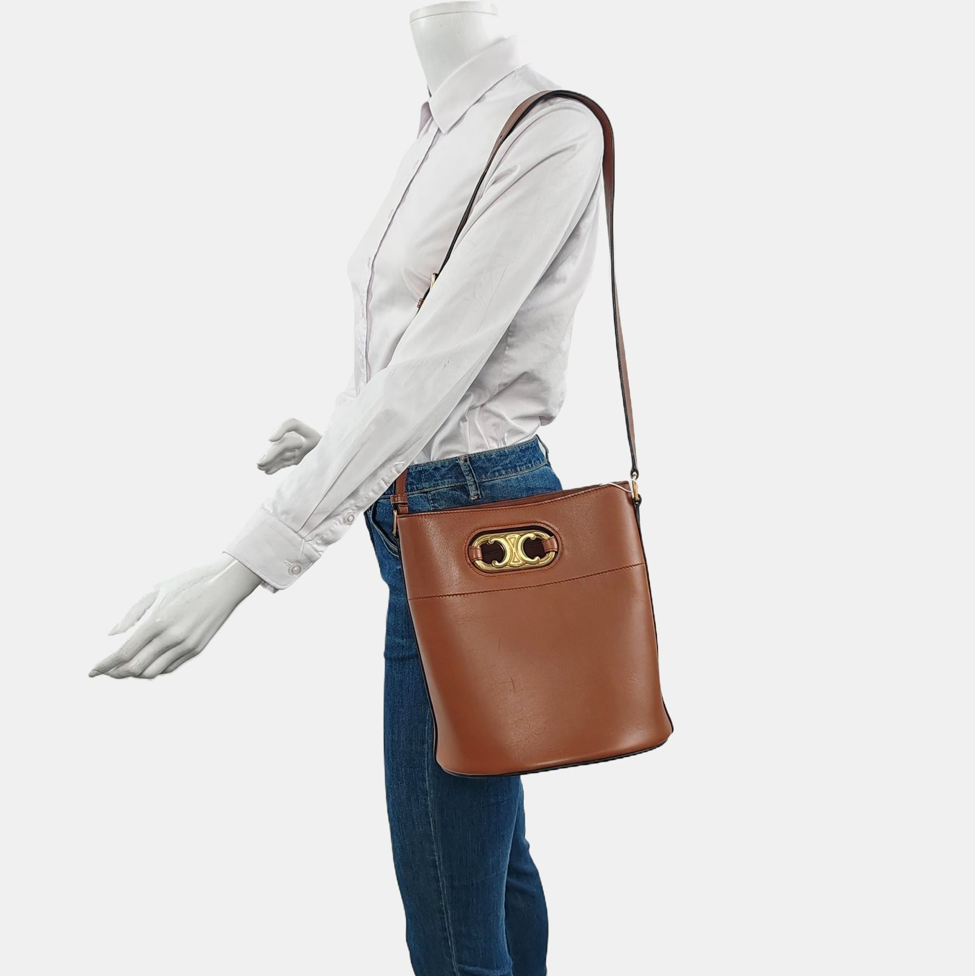 TRIOMPHE Small Calfskin Brown