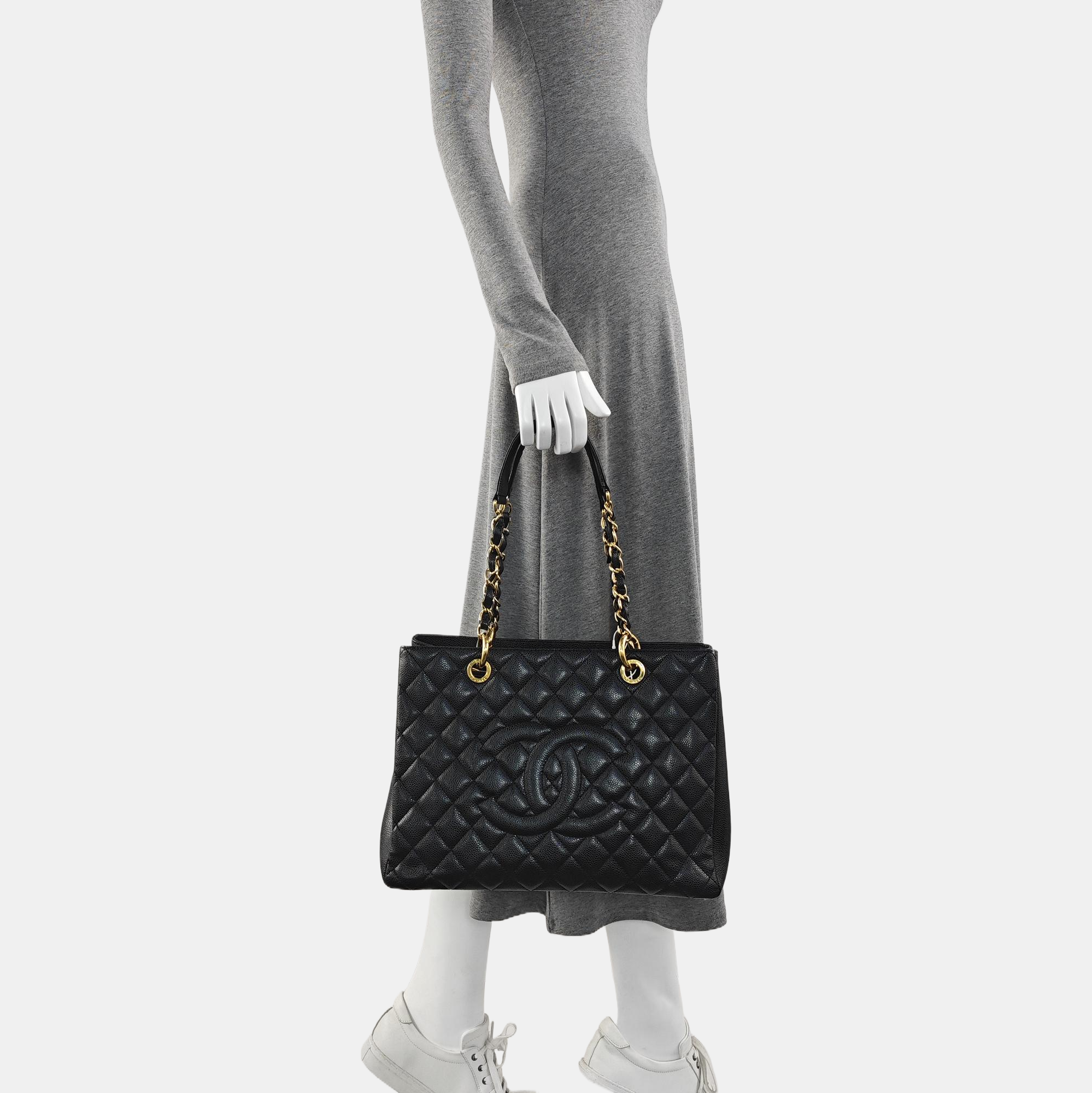 CHANEL GST Large Quilted Grained Calfskin Black