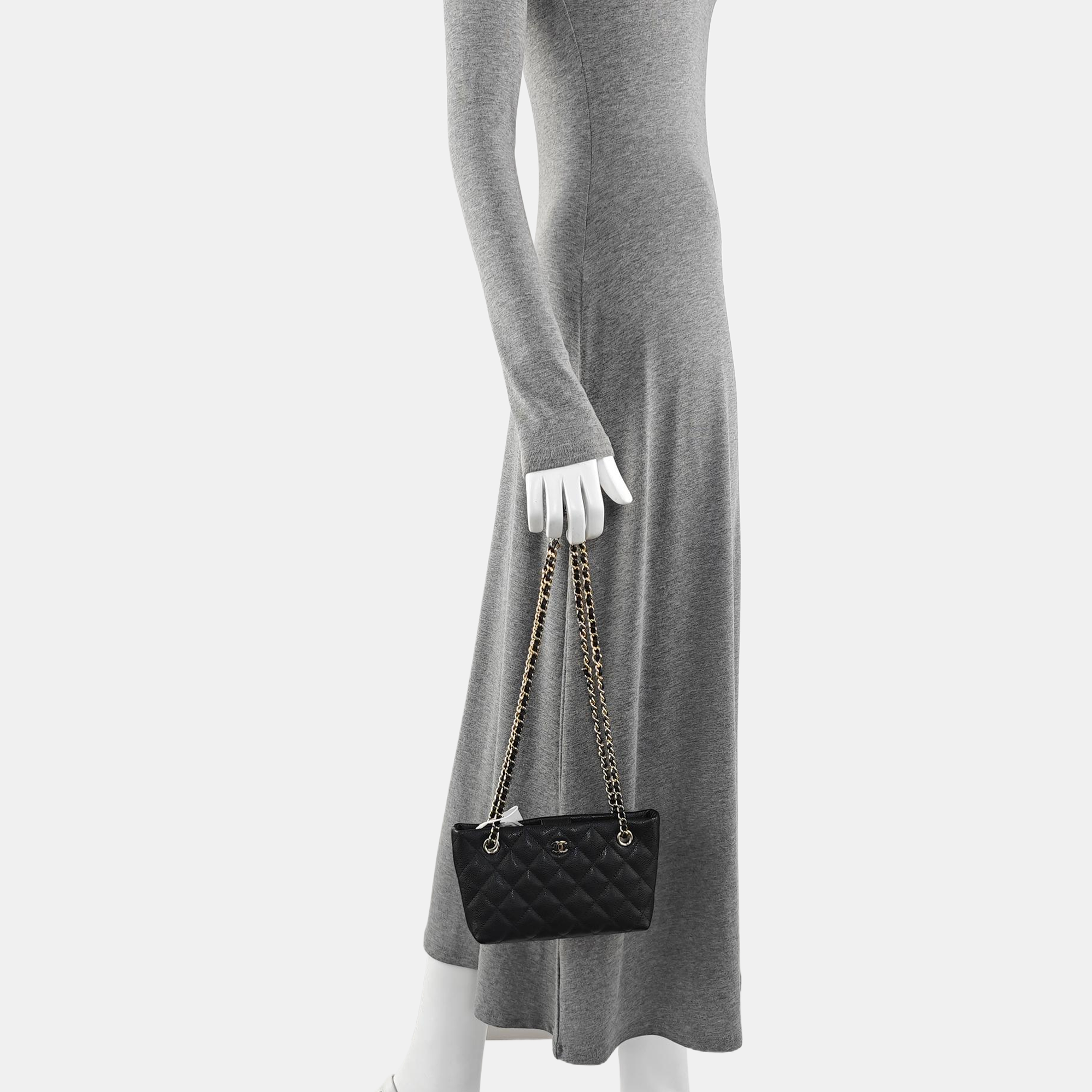 Quilted Grained Calfskin Shoulder Bag Black