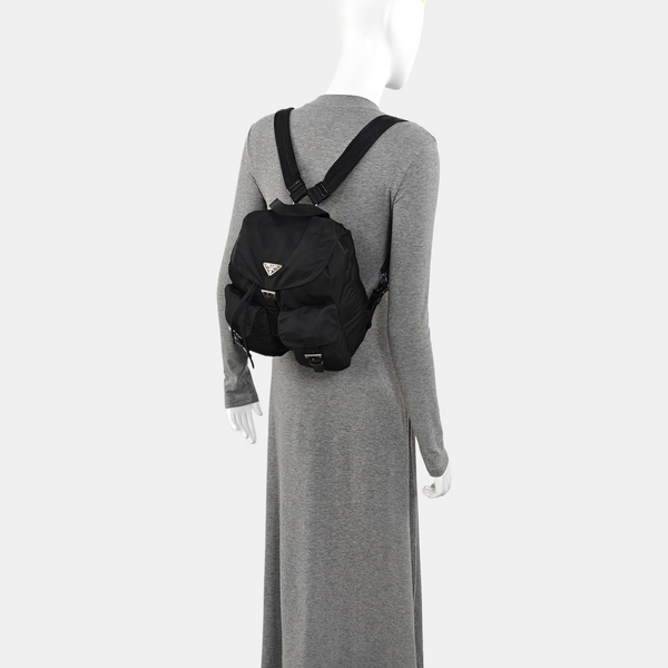 Vela Small Nylon Black