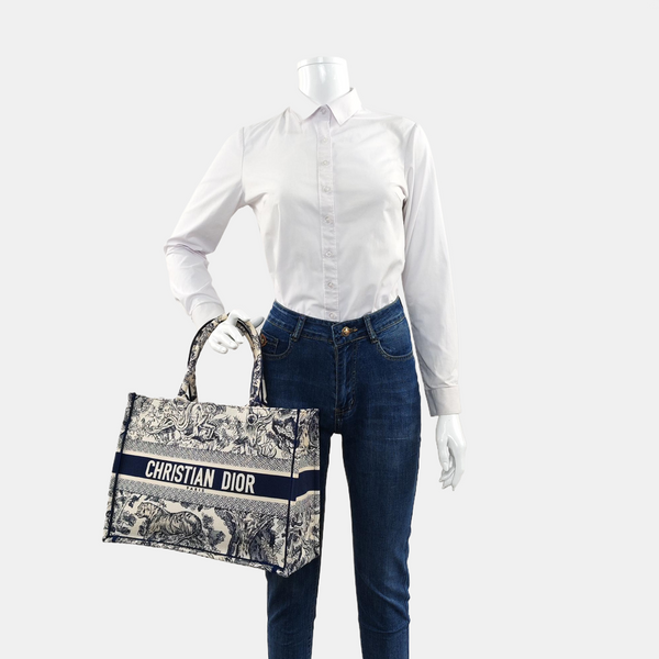 Book Tote Medium Canvas Blue