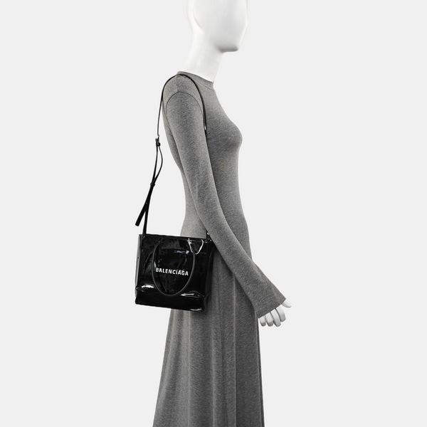 Shopping Bag Super Mini Patent Leather Black