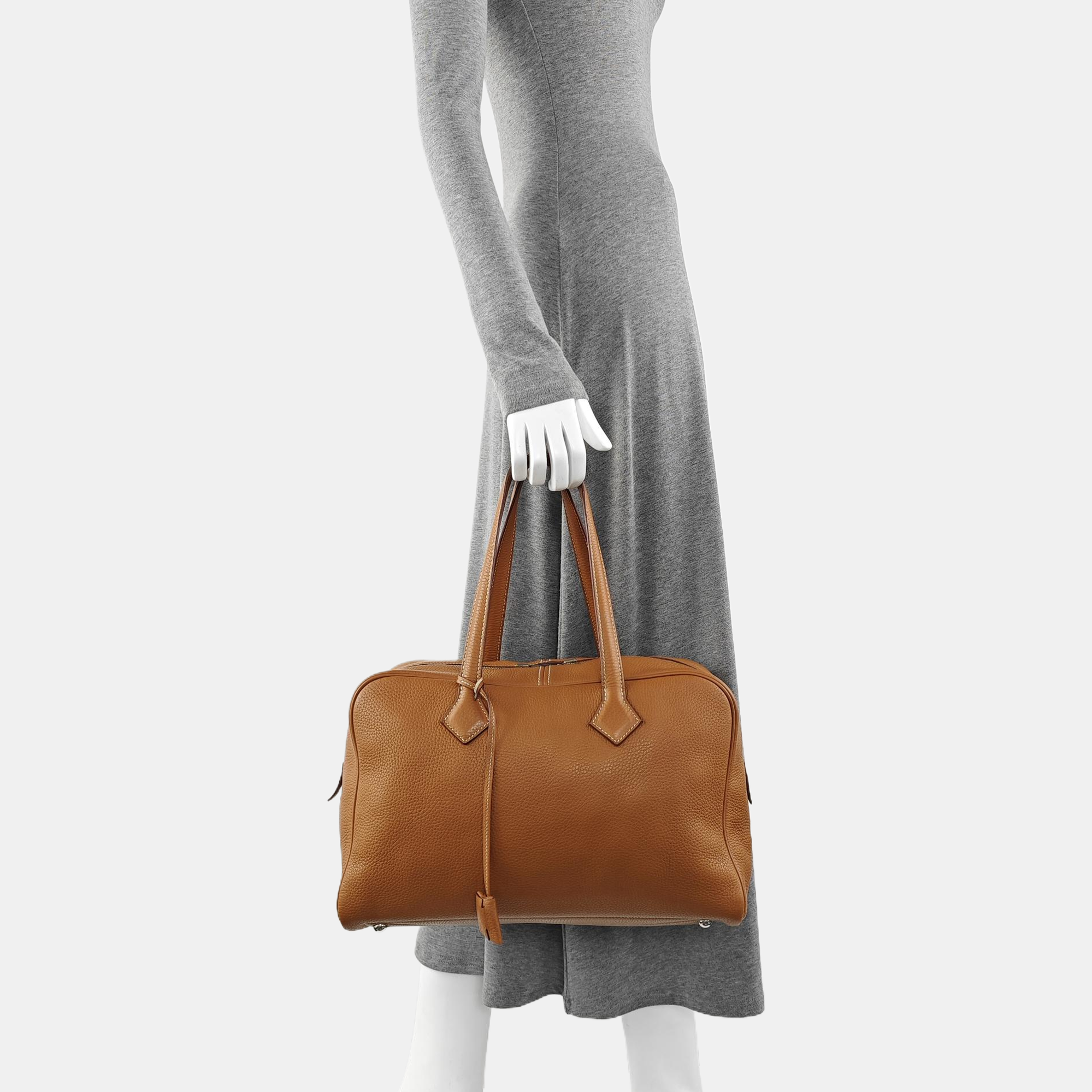 Victoria 35 Clemence Brown