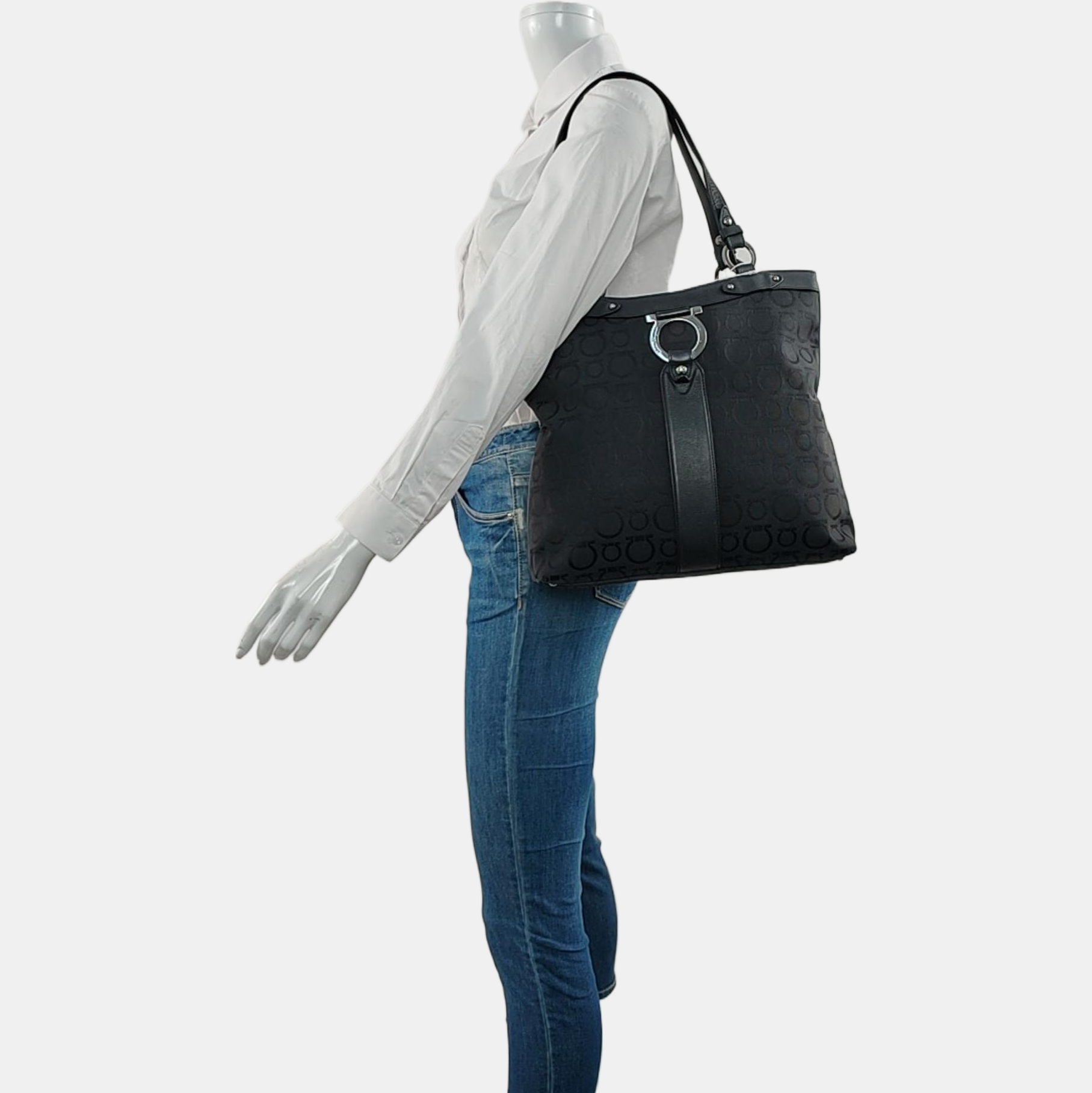 Canvas Black