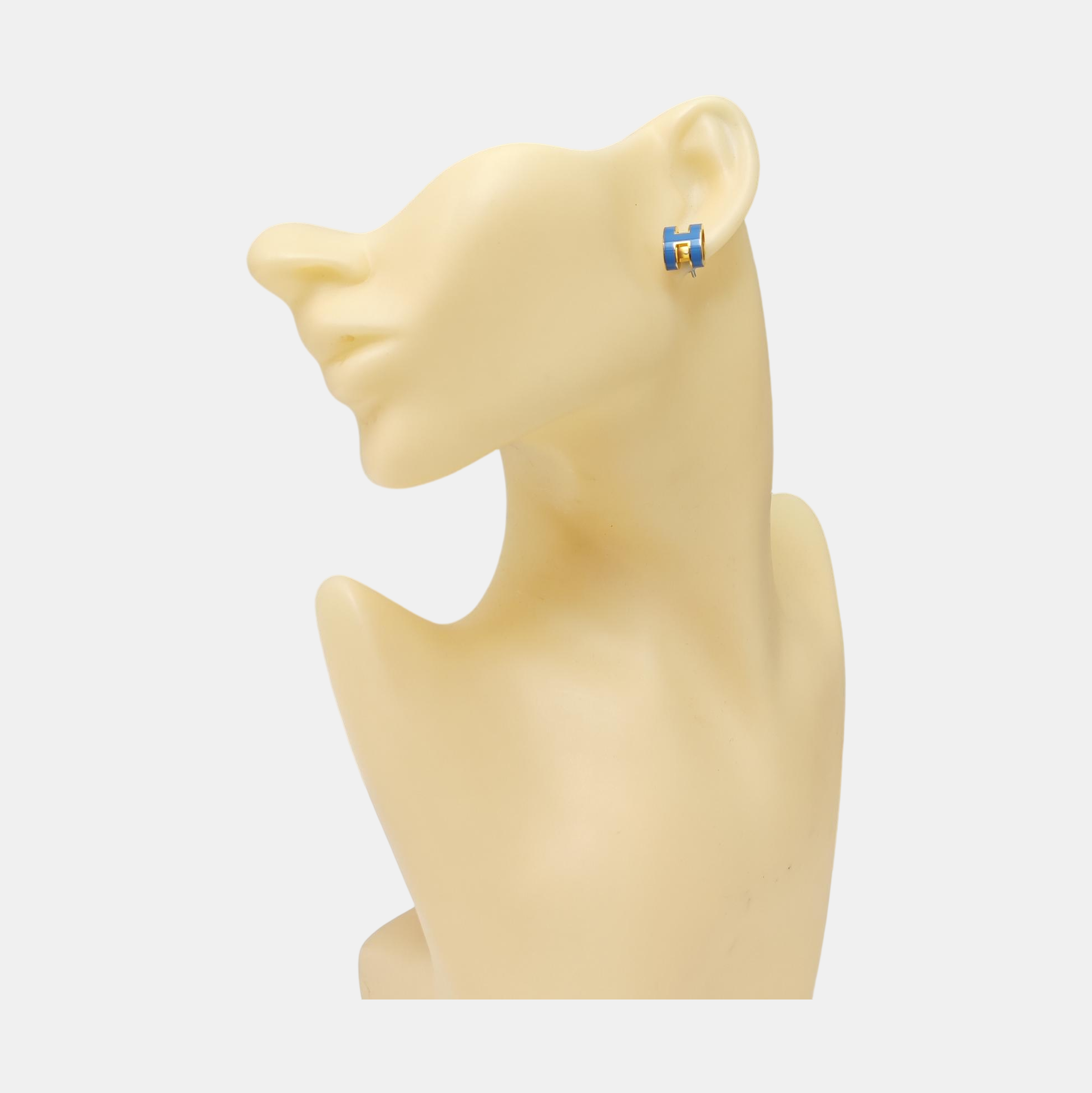 Pop H Metal Blue Stud Earrings