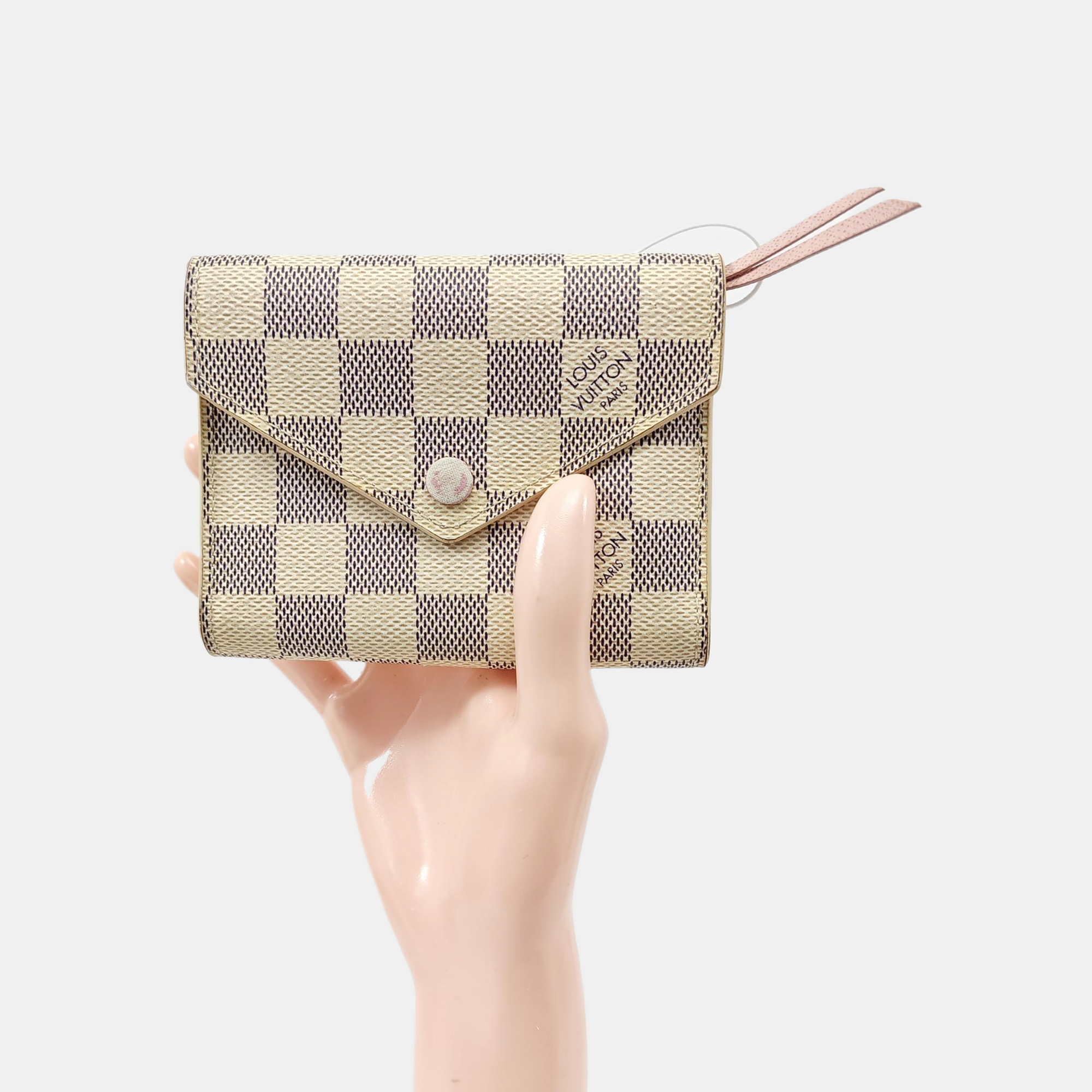 VICTORINE Damier Azur Coated Canvas White Card Holder
