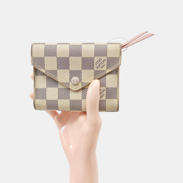VICTORINE Damier Azur Coated Canvas White Card Holder