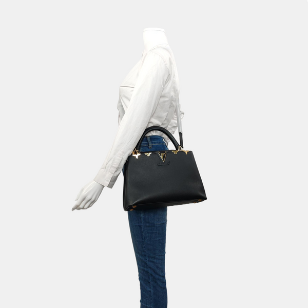 CAPUCINES MM Calfskin Black