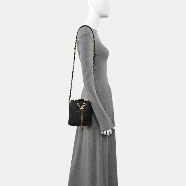 Quilted Lambskin Bucket Bag Black