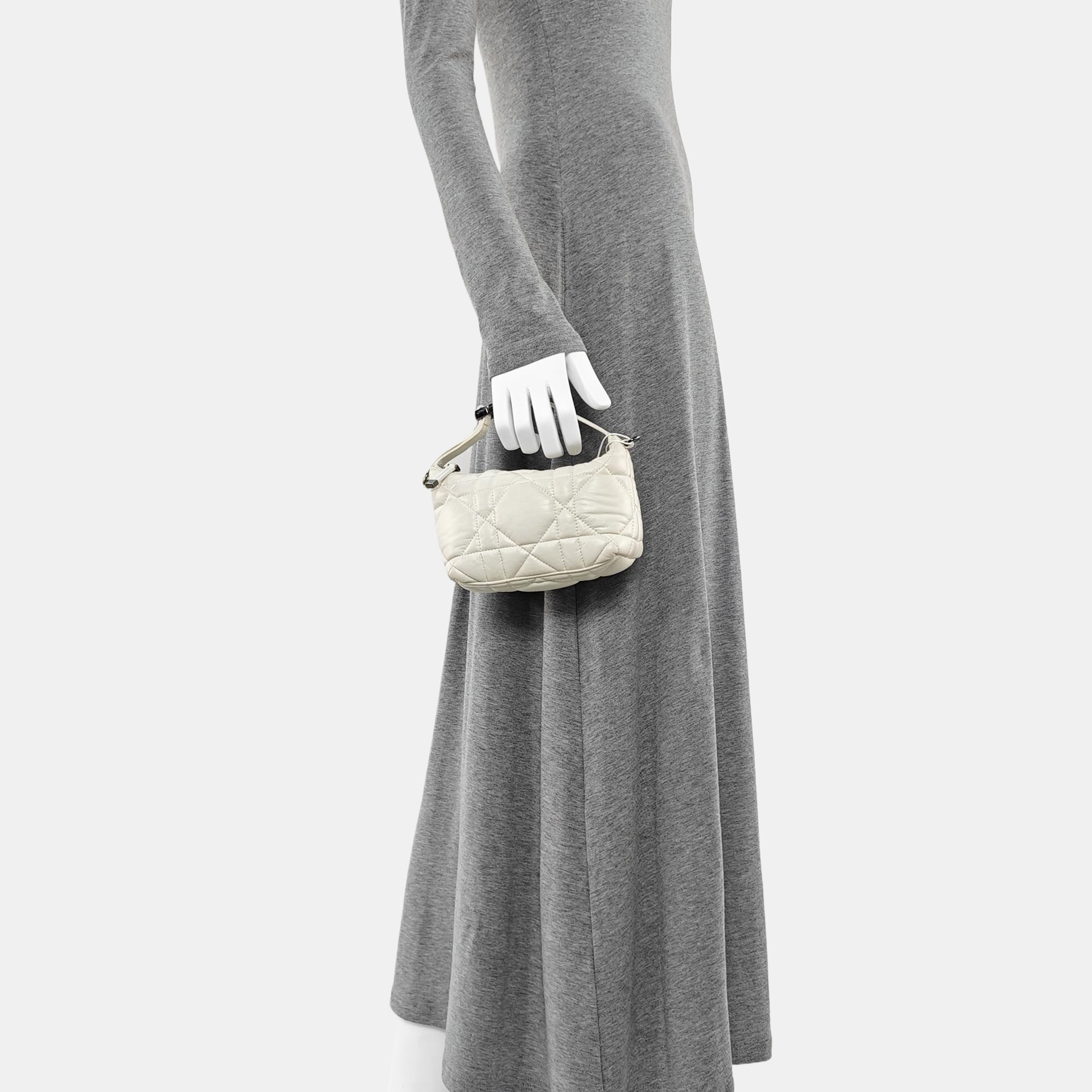 Diortravel Nomad Small Cannage Calfskin White