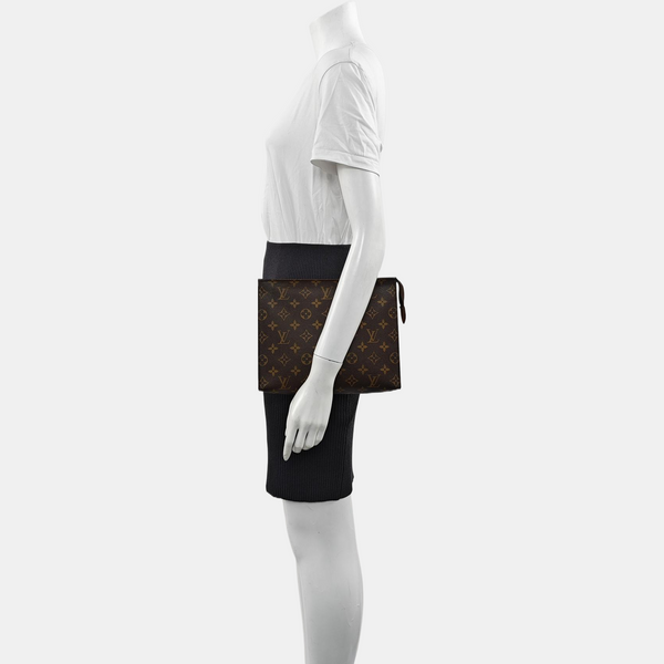 TOILET POCKET 26 Monogram Coated Canvas Brown