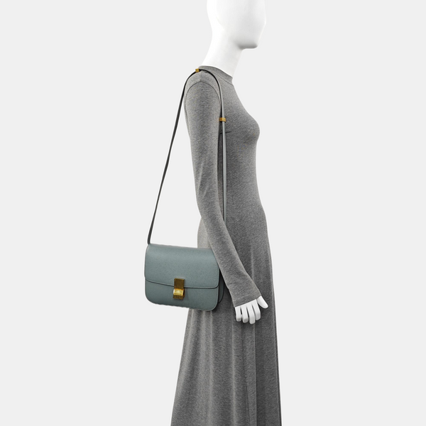 CLASSIC BOX Medium Calfskin Gray