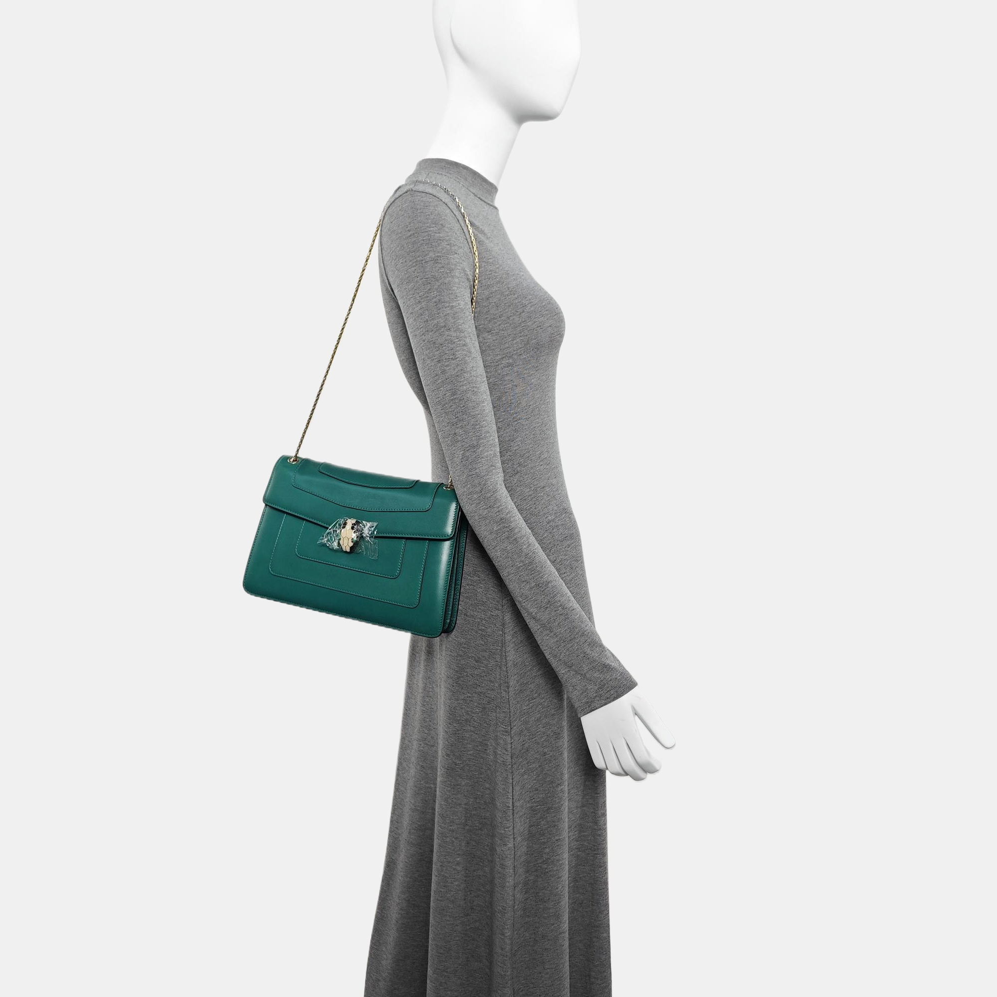 SERPENTI FOREVER Medium Calfskin Green