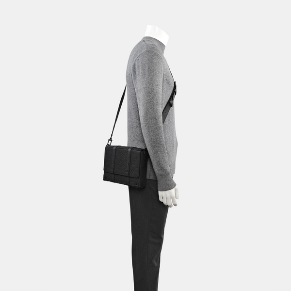TRUNK PM Calfskin Black