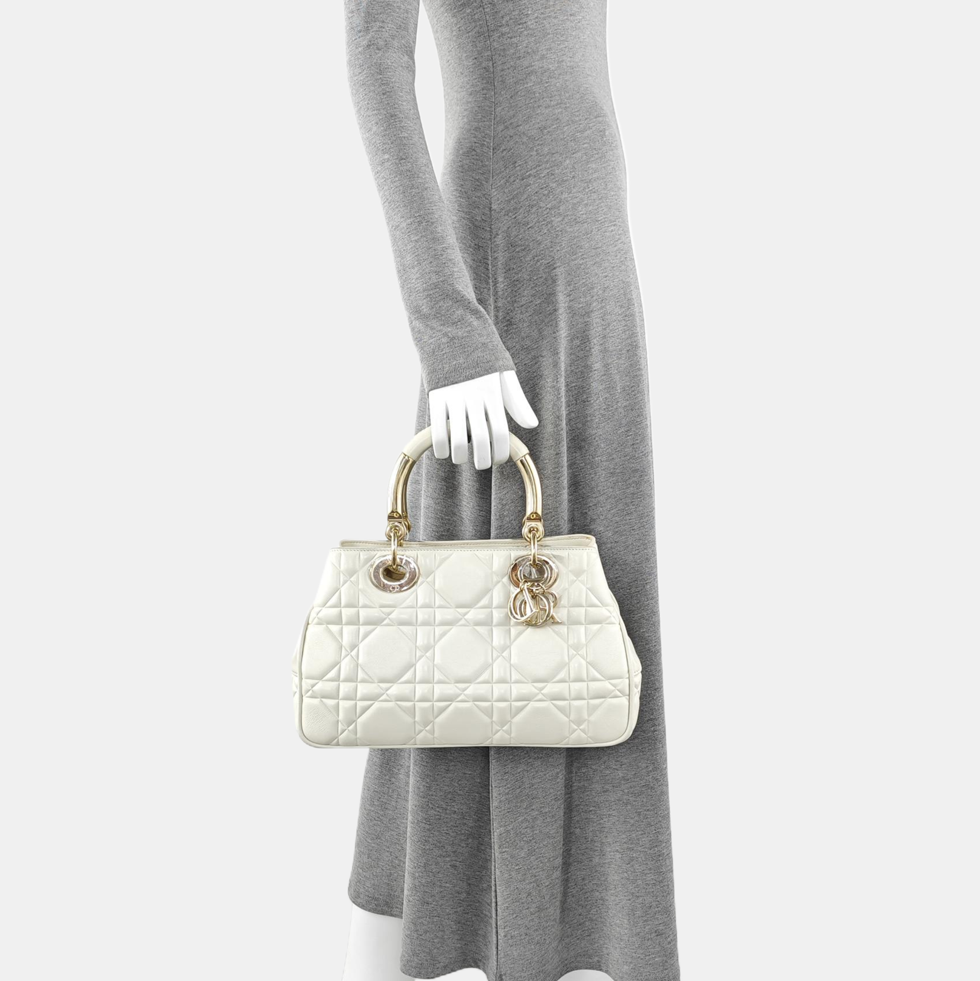 Lady 95.22 Medium Cannage Calfskin White