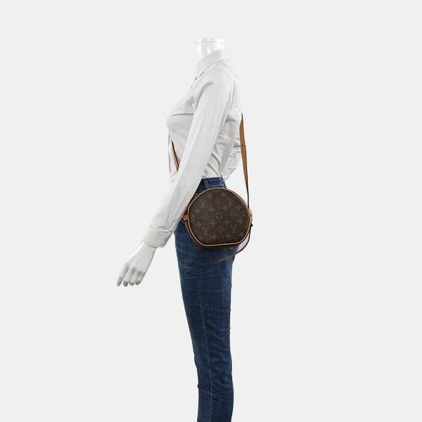 BOITE CHAPEAU PM Monogram Coated Canvas Brown