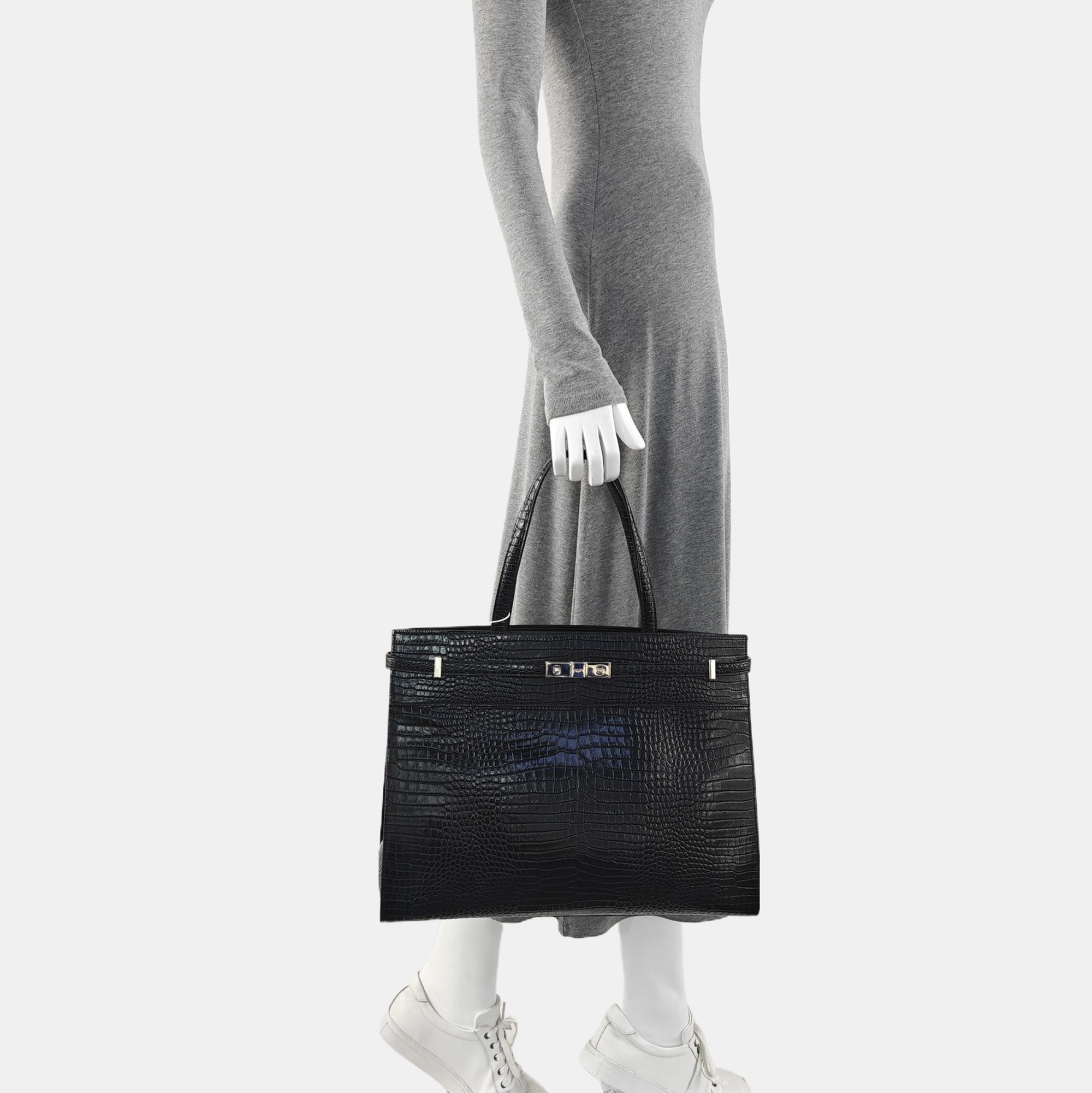 MANHATTAN Calfskin Black