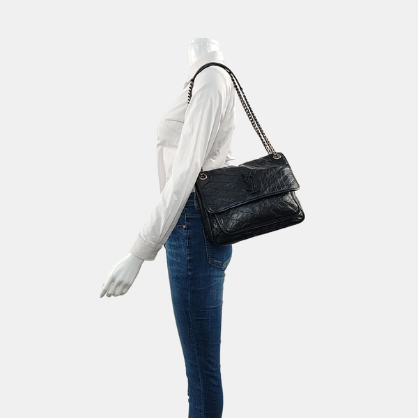 NIKI Medium Chevron Calfskin Black