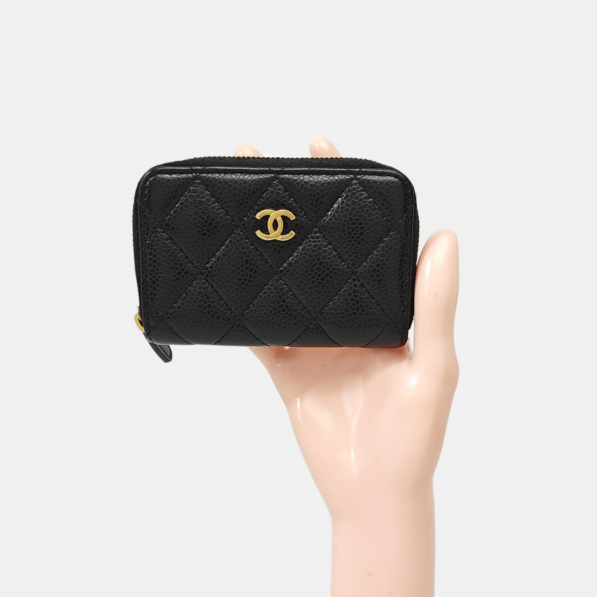 Quilted Grained Calfskin Card Holder Black
