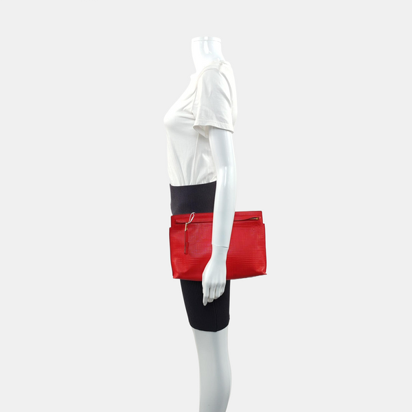 T Pouch Calfskin Red