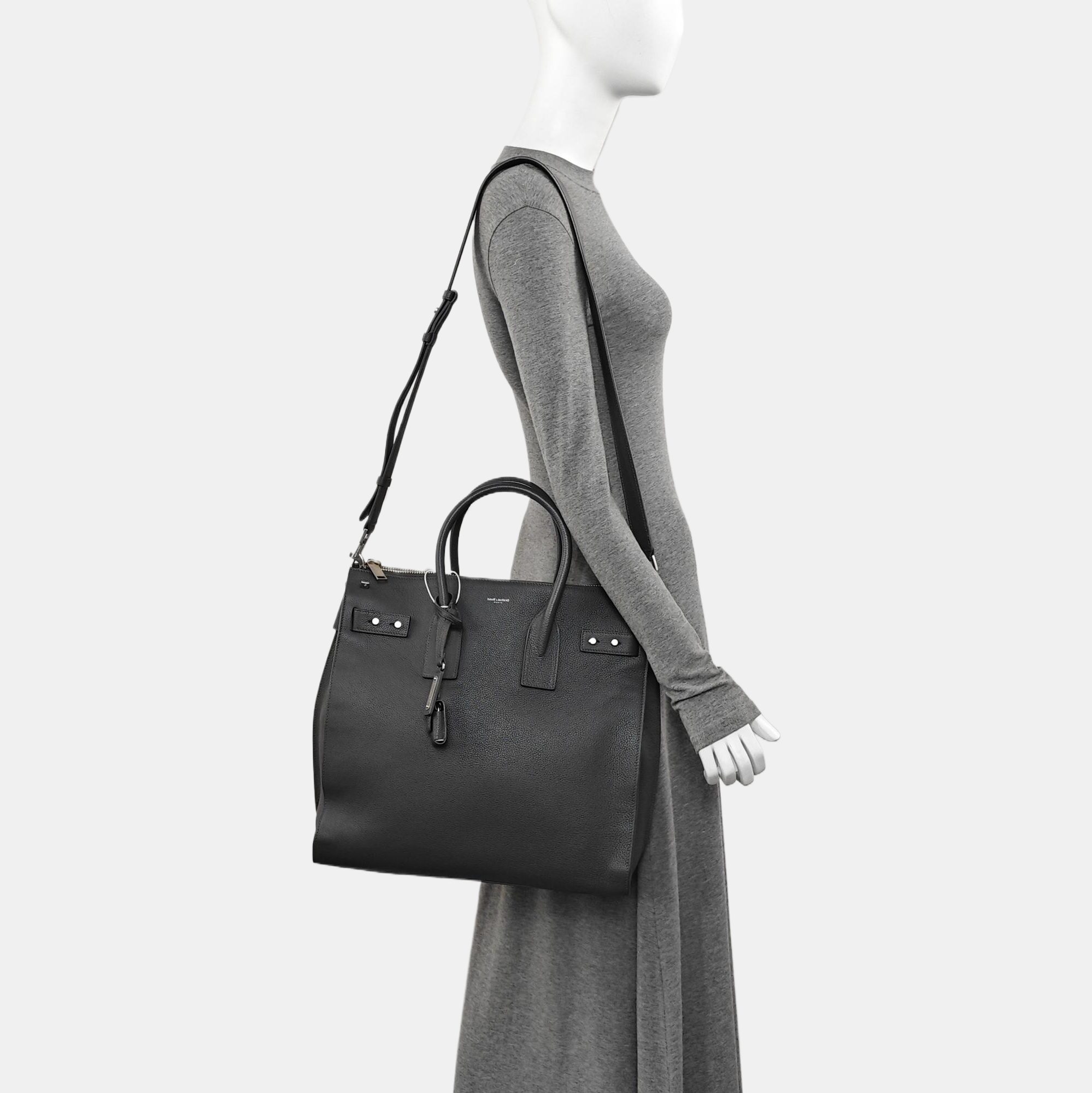 SAC DE JOUR Calfskin Gray
