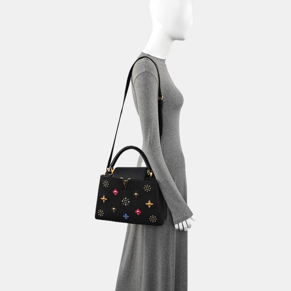 Authenticated pre-owned  CAPUCINES MM Calfskin Black - Shoulder Bag at Looply