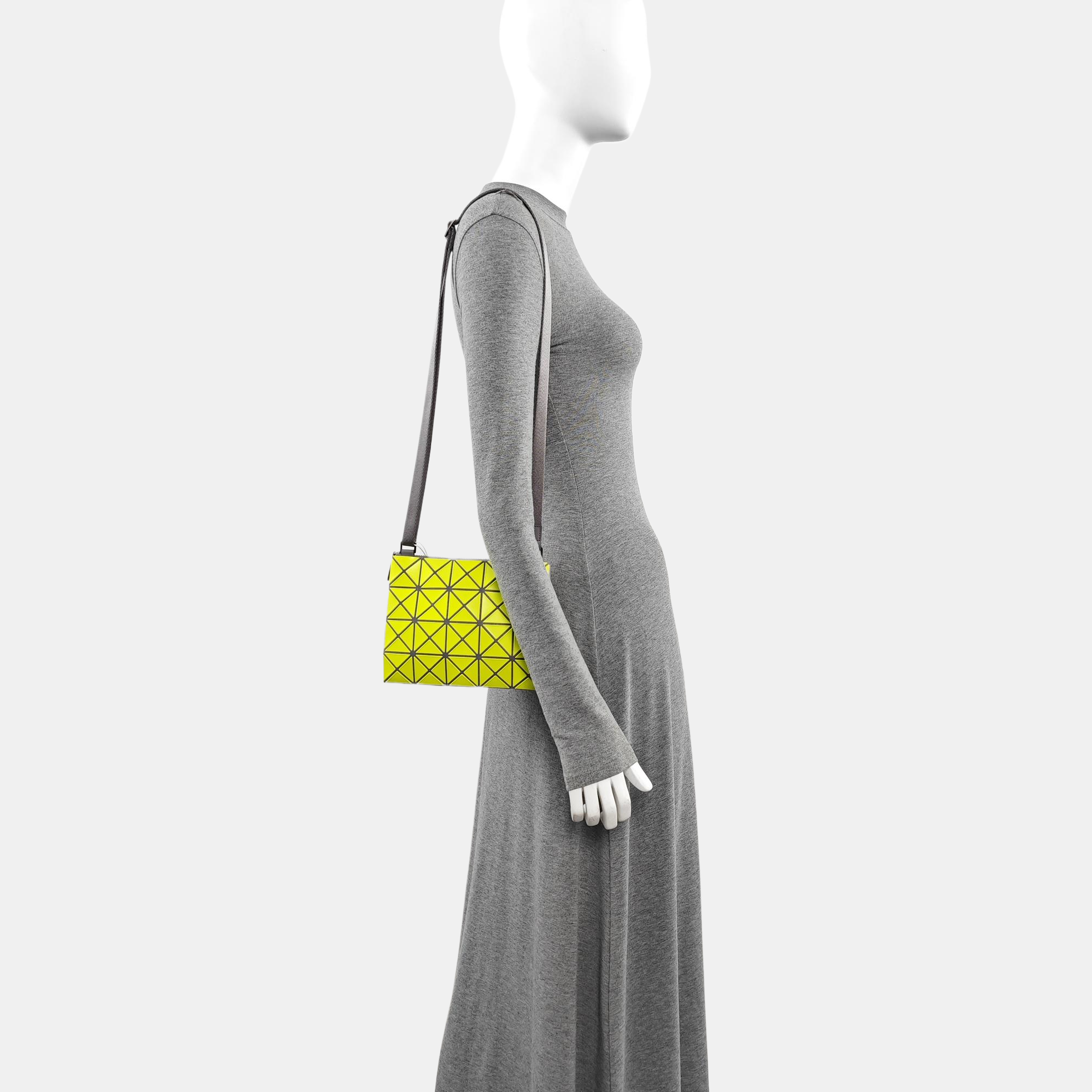 Special Material Shoulder Bag Green