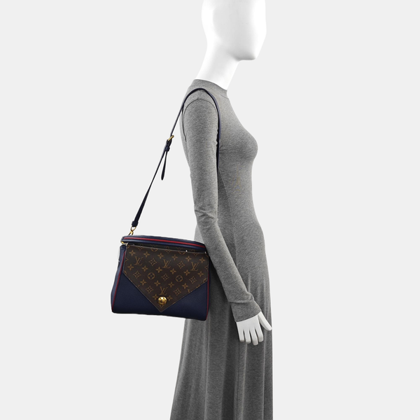 DOUBLE V Monogram Calfskin Blue