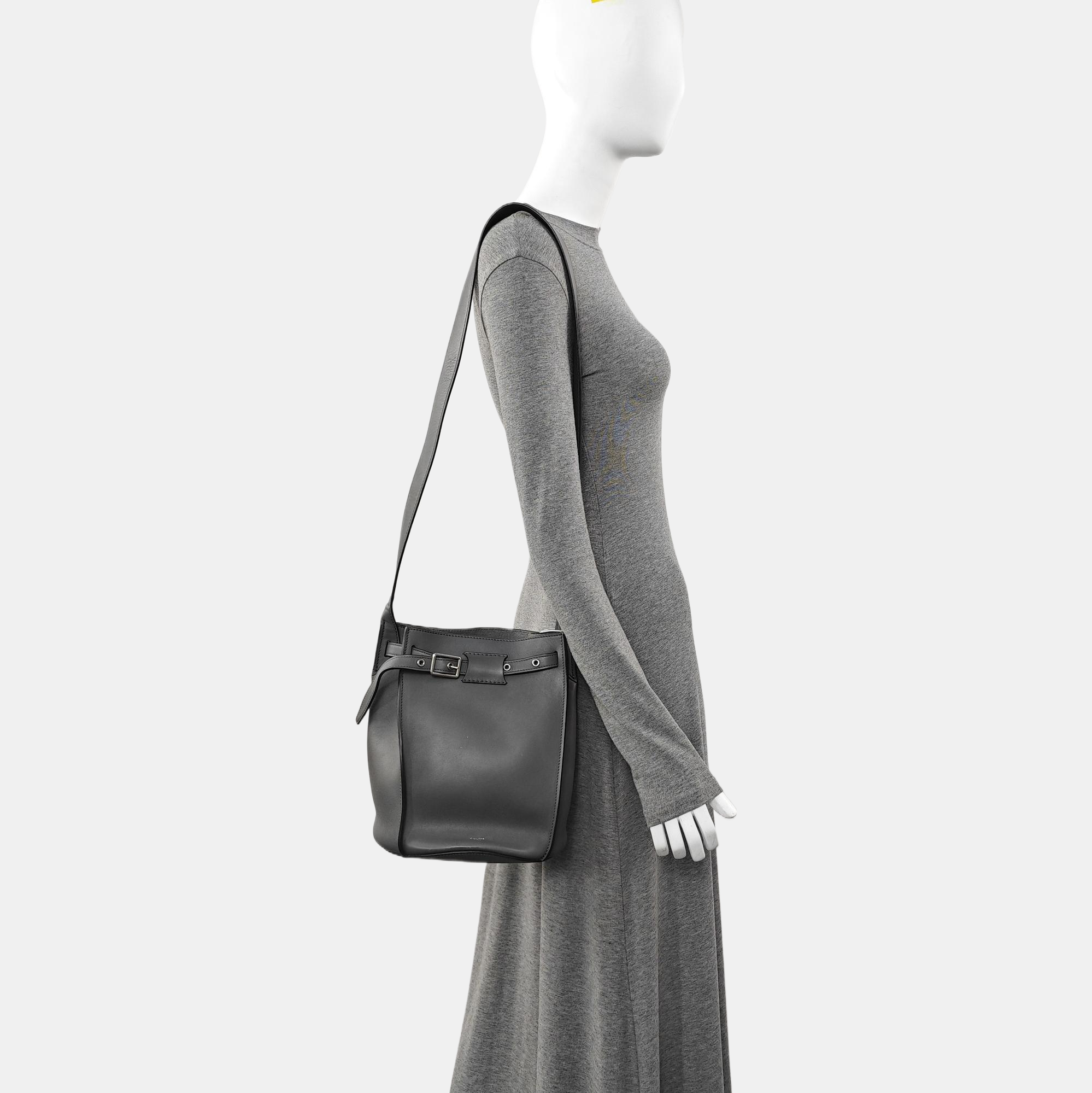Authenticated pre-owned  BIG BAG Calfskin Grey - Bucket Bag at Looply