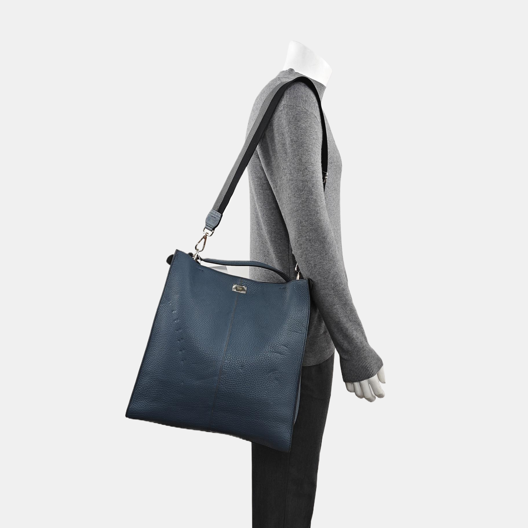 Peekaboo Medium Calfskin Blue