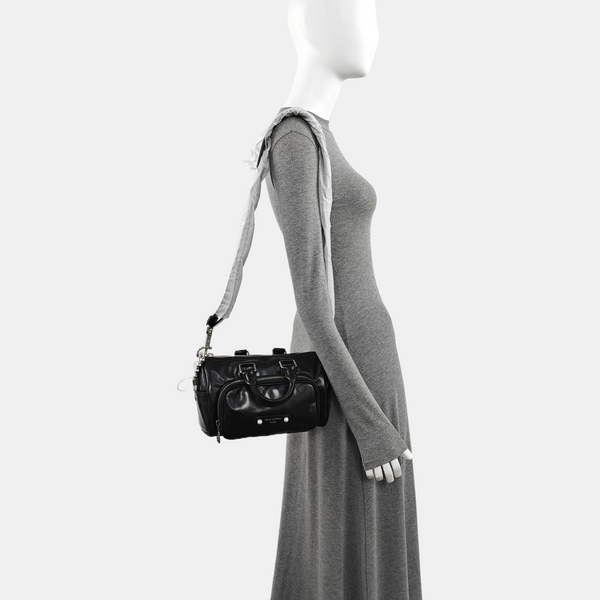 Calfskin Shoulder Bag 25 Black